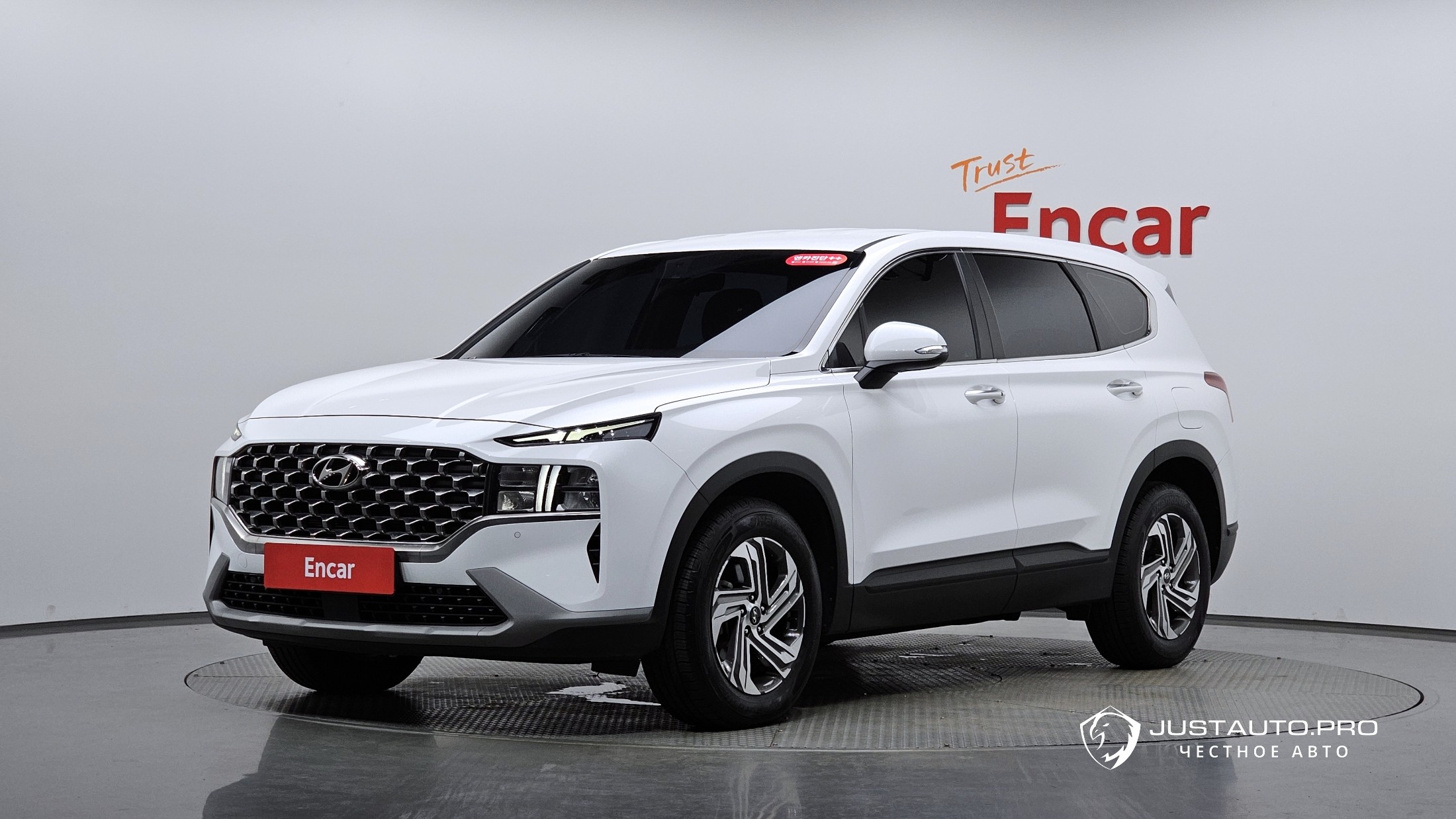 Автомобиль Hyundai Santafe