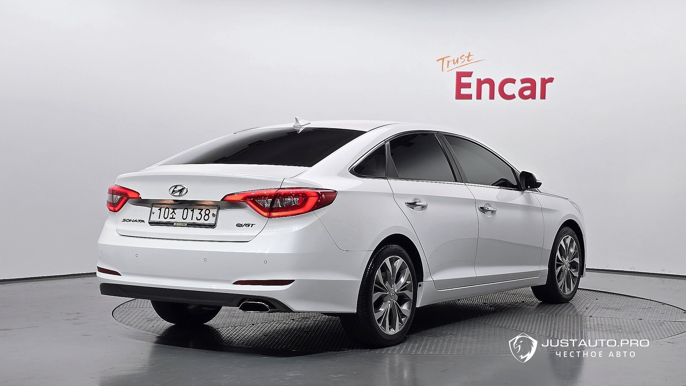 Автомобиль Hyundai Sonata