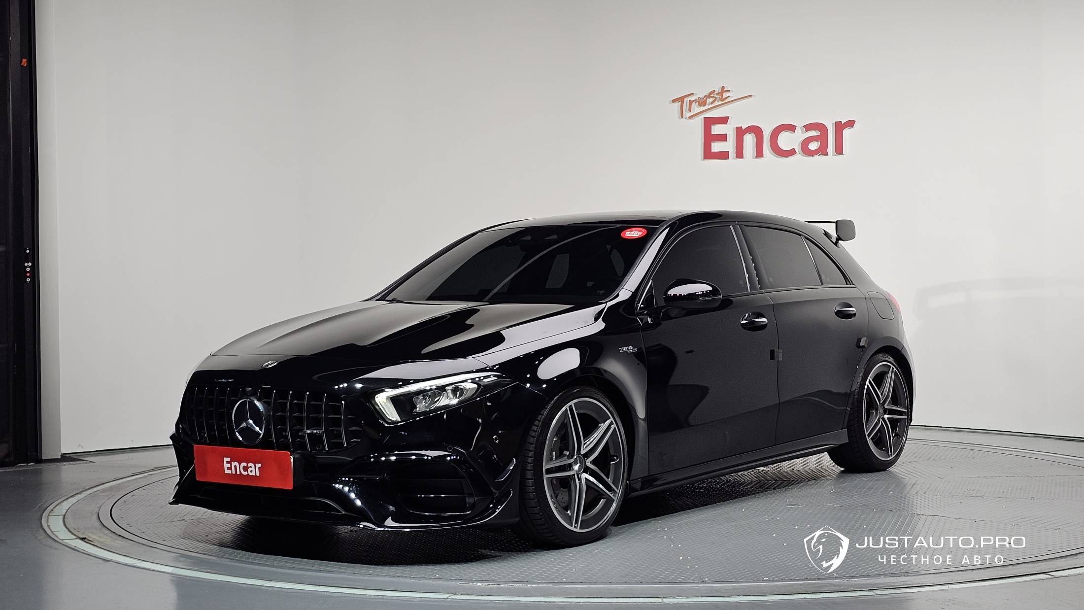 Автомобиль Mercedes-Benz A-Class