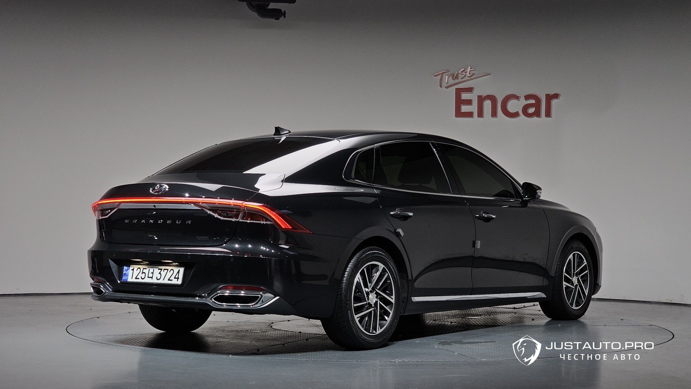 Автомобиль Hyundai Grandeur
