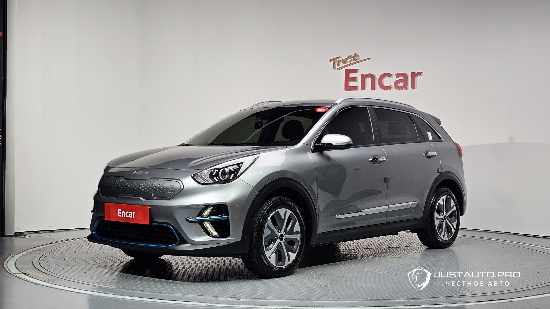 Автомобиль Kia Niro