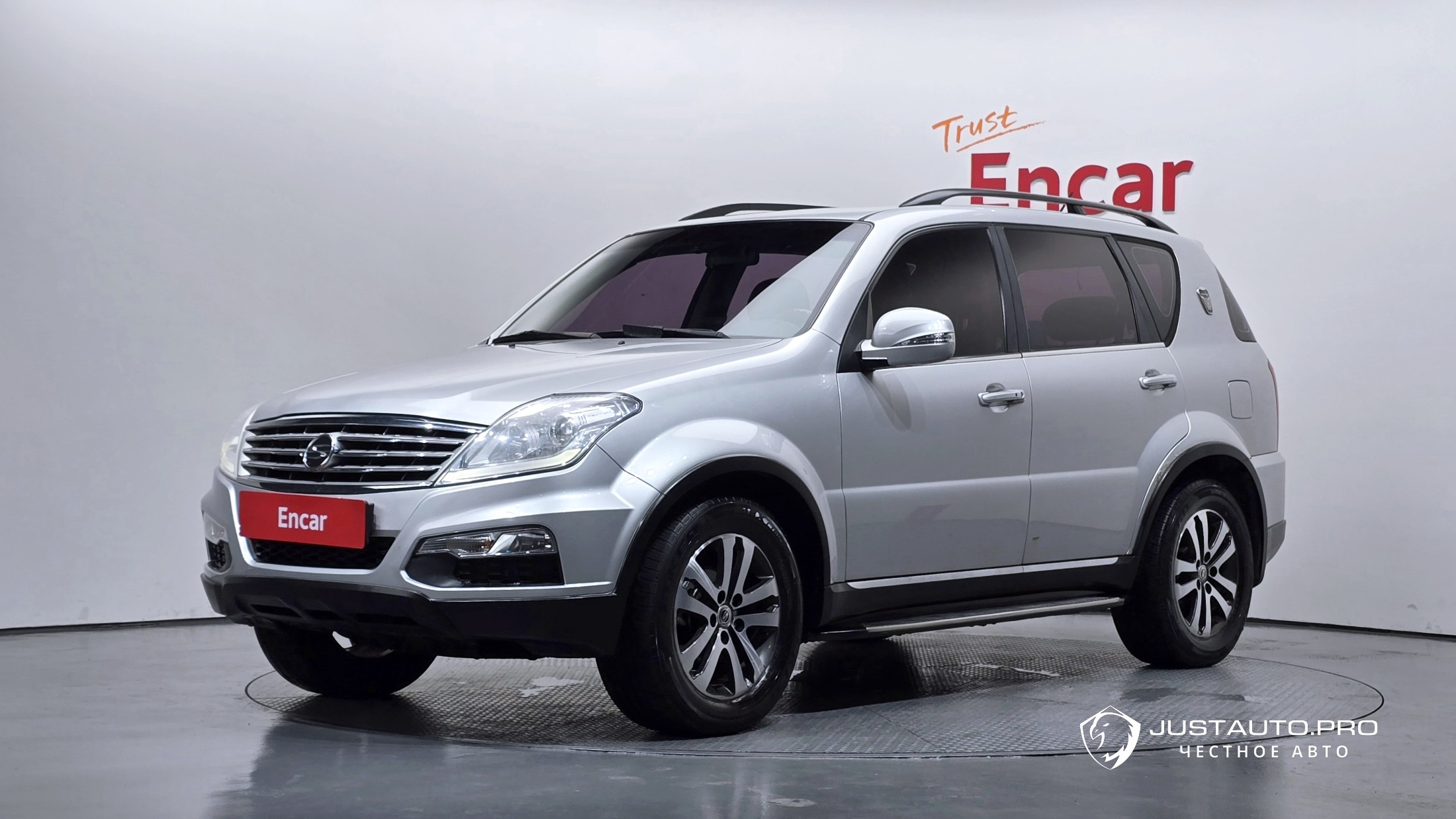 Автомобиль KG_Mobility_Ssangyong Rexton