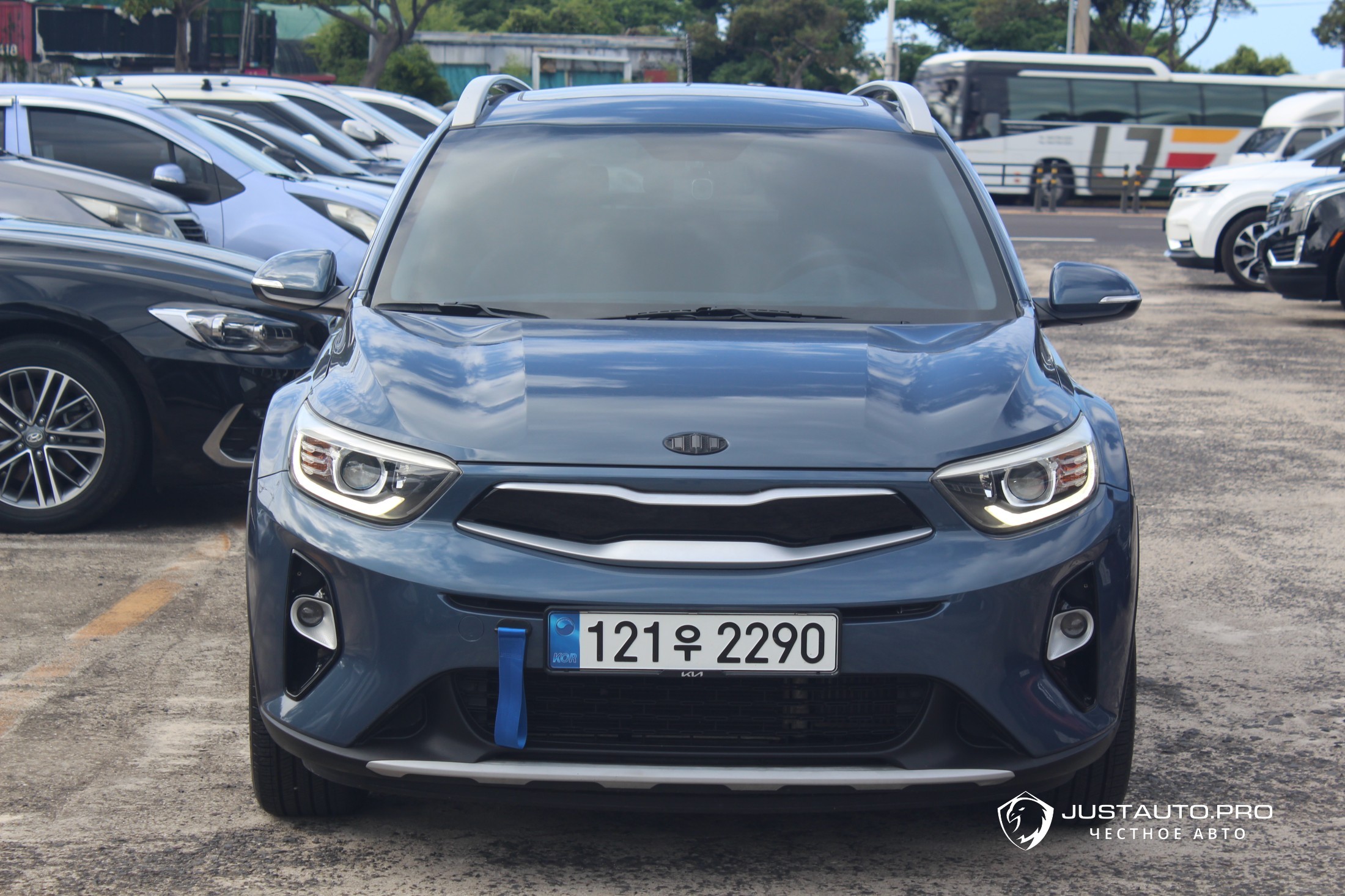 Автомобиль Kia Stonic