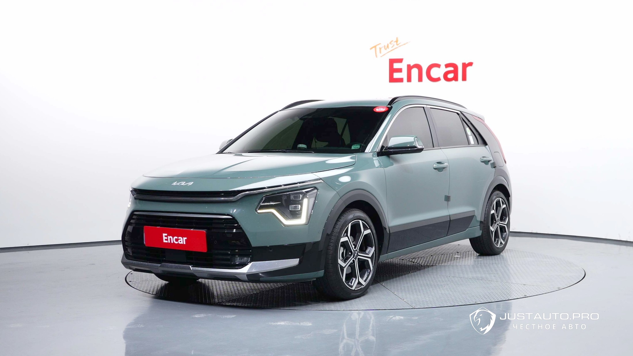 Автомобиль Kia Niro