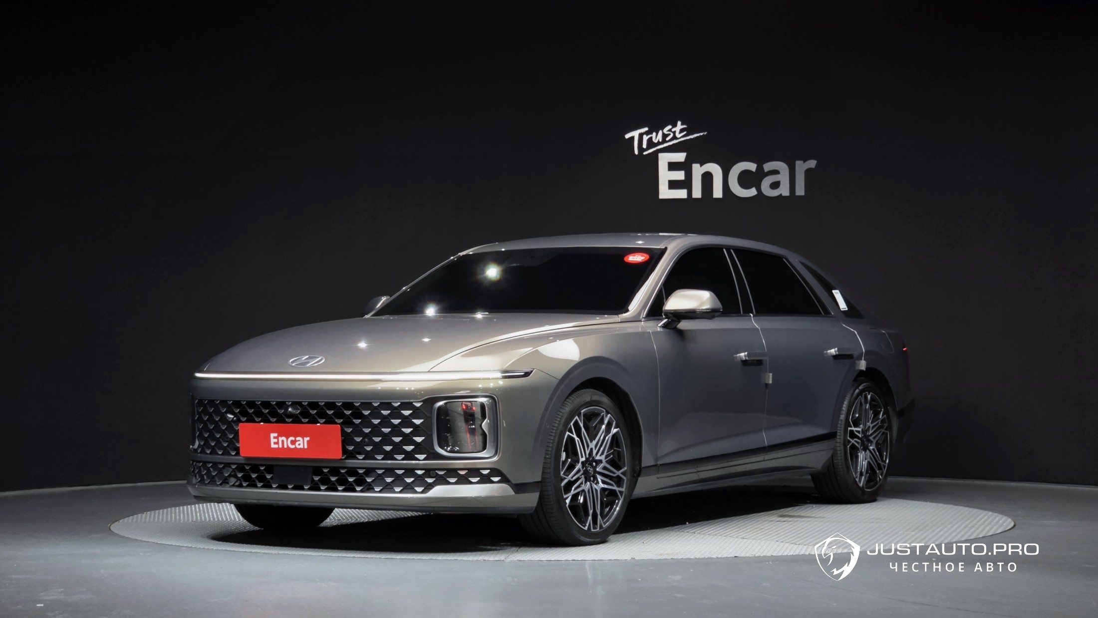 Автомобиль Hyundai Grandeur