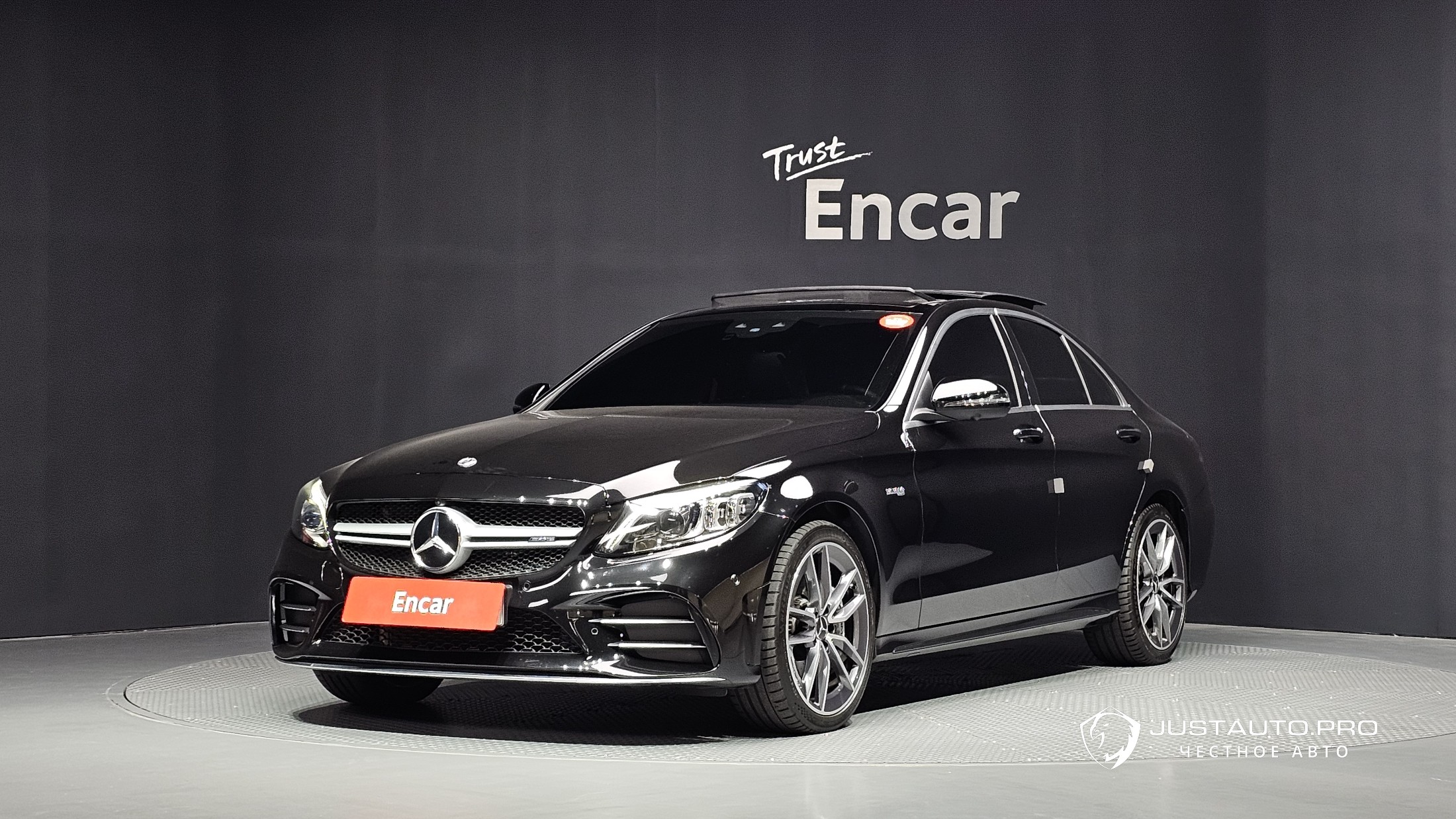 Автомобиль Mercedes-Benz C-Class