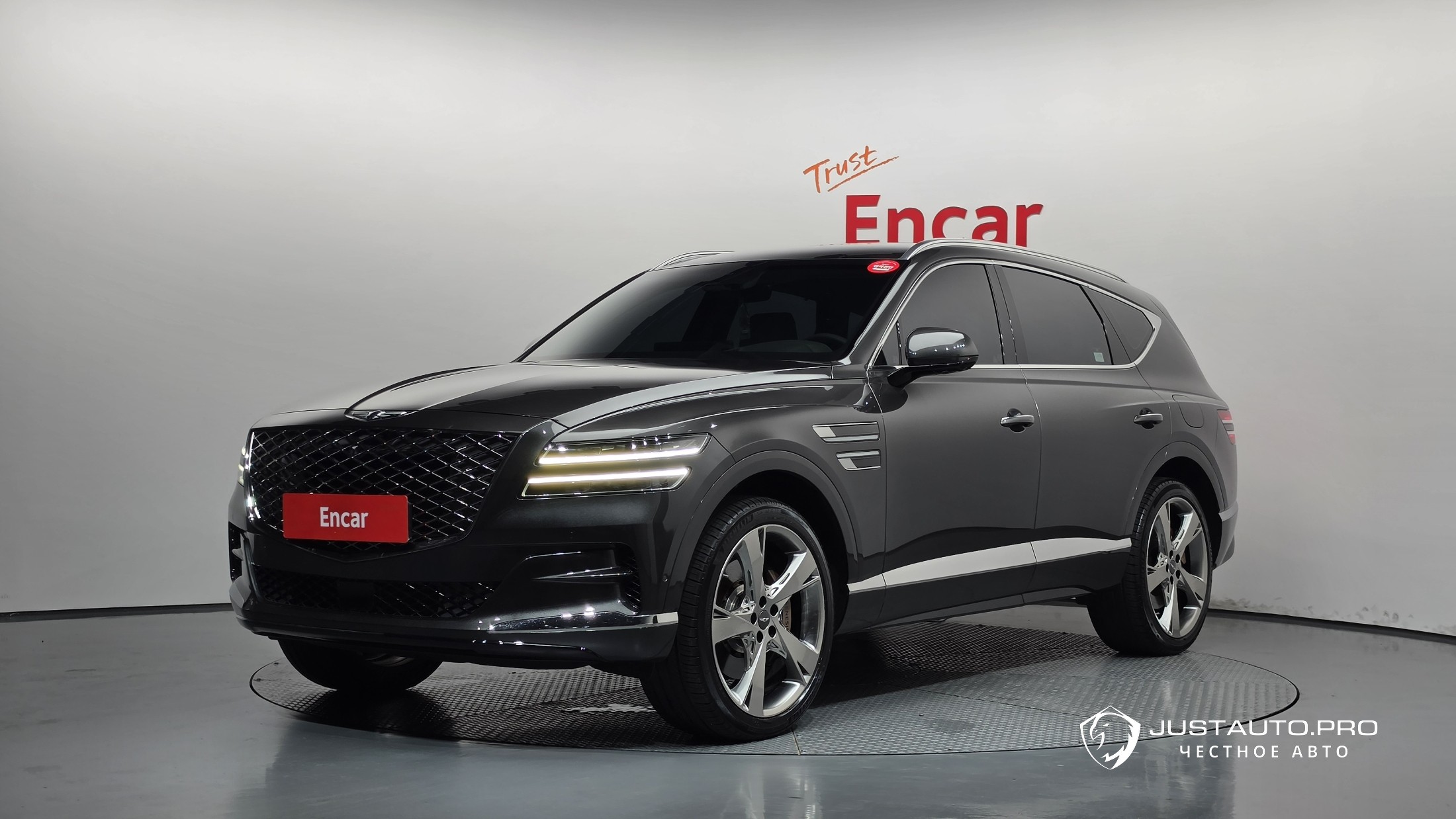 Автомобиль Genesis GV80