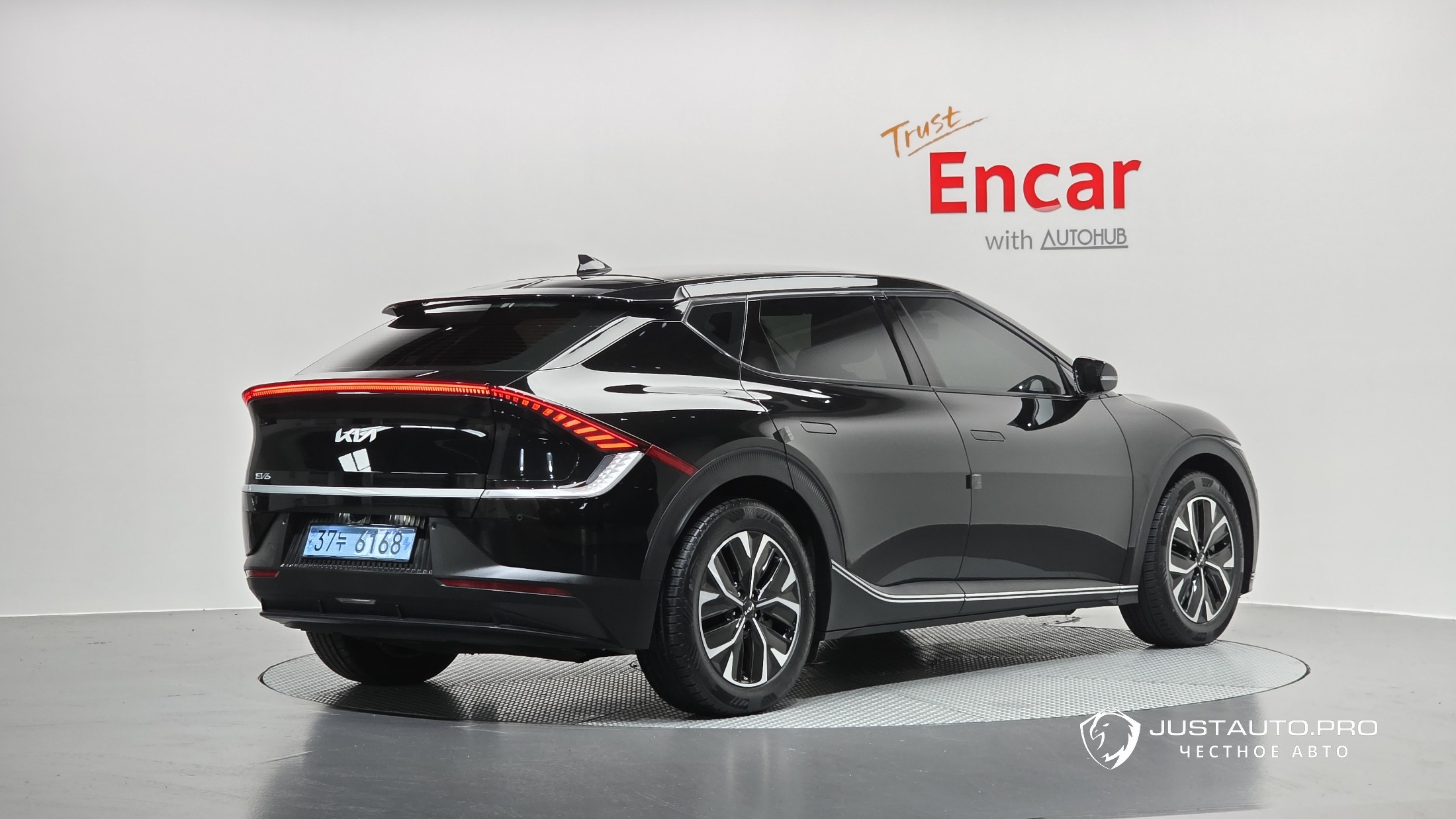 Автомобиль Kia EV6