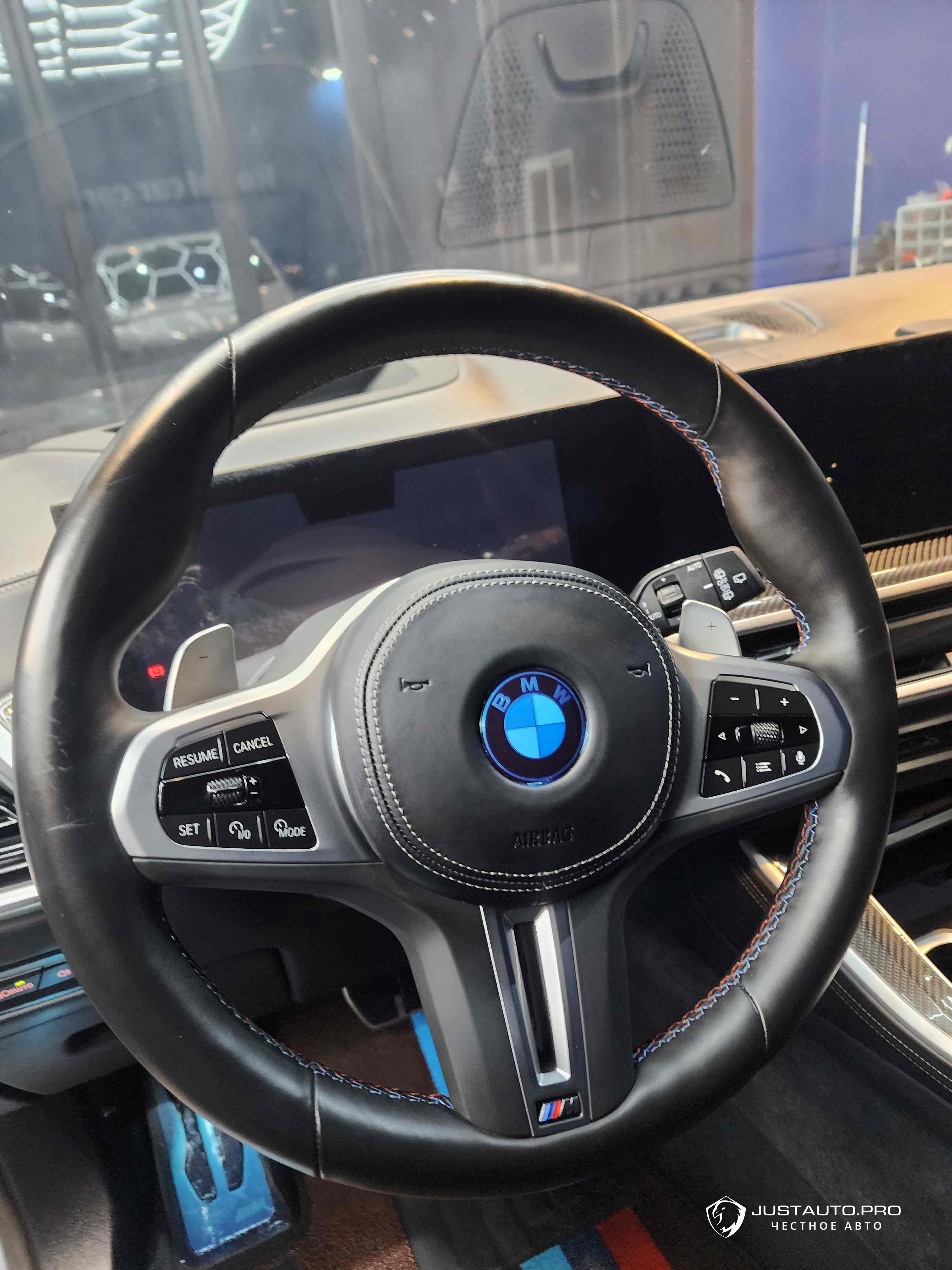 Автомобиль BMW X5