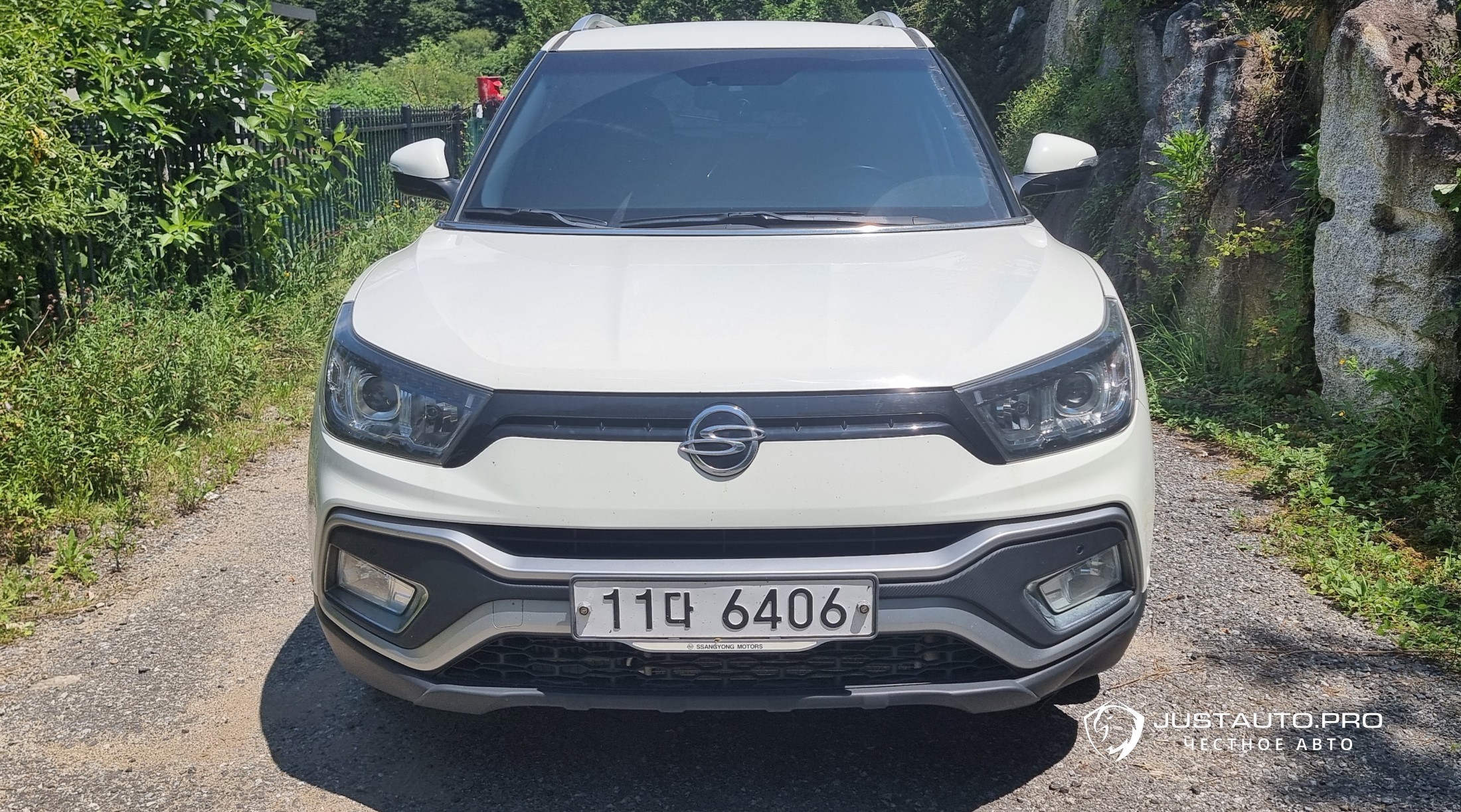 Автомобиль KG_Mobility_Ssangyong TIBOLI