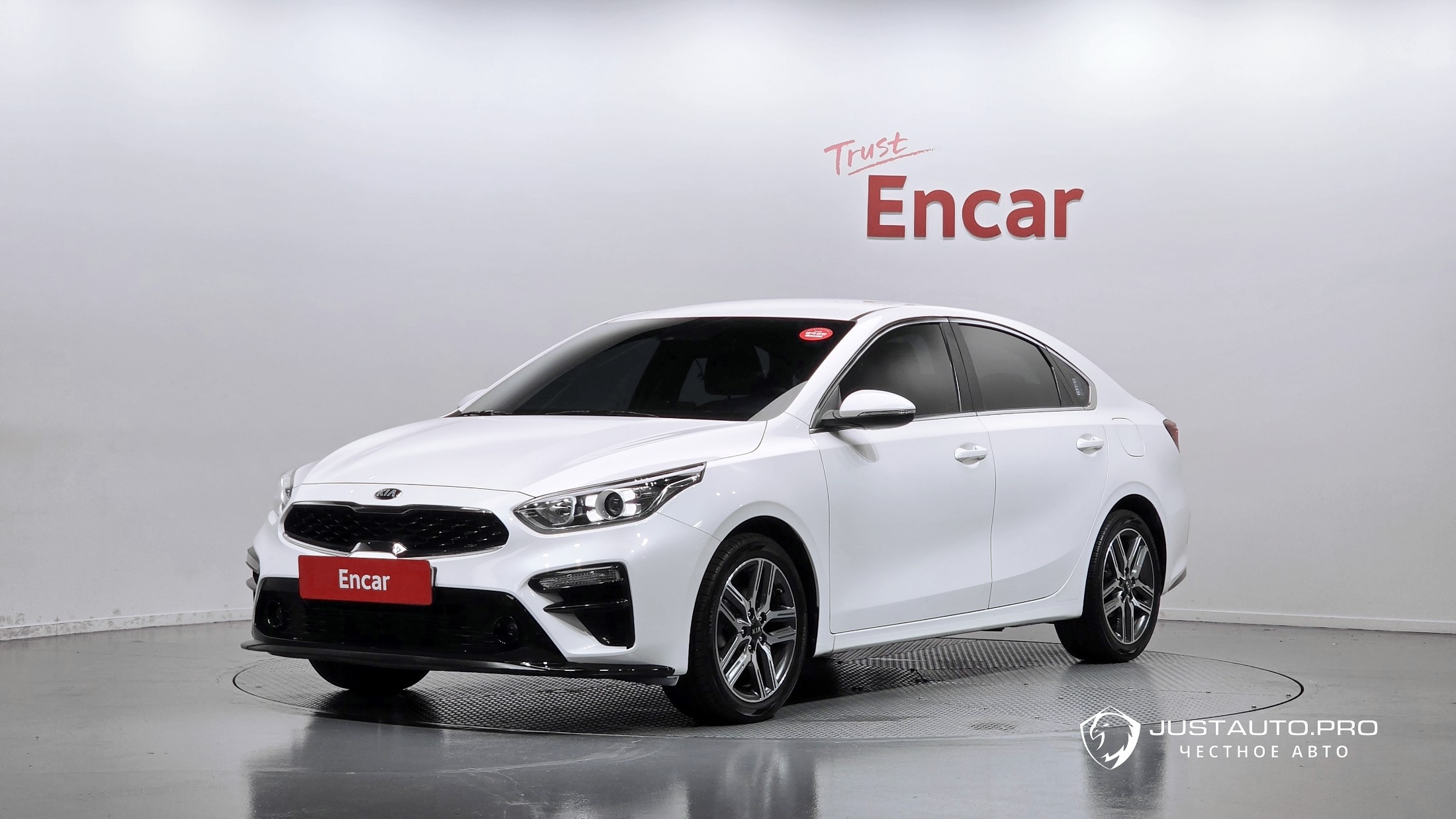 Автомобиль Kia K3