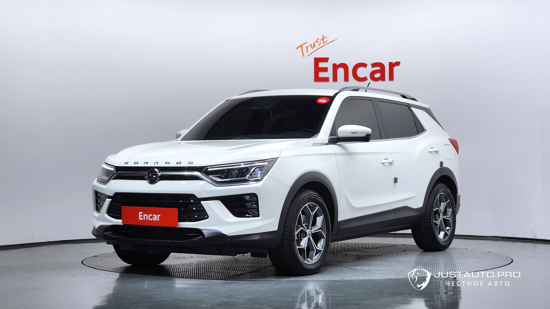Автомобиль KG_Mobility_Ssangyong KORANDO