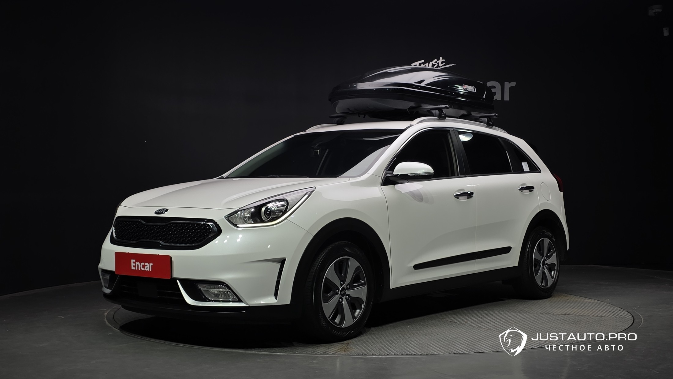 Автомобиль Kia Niro