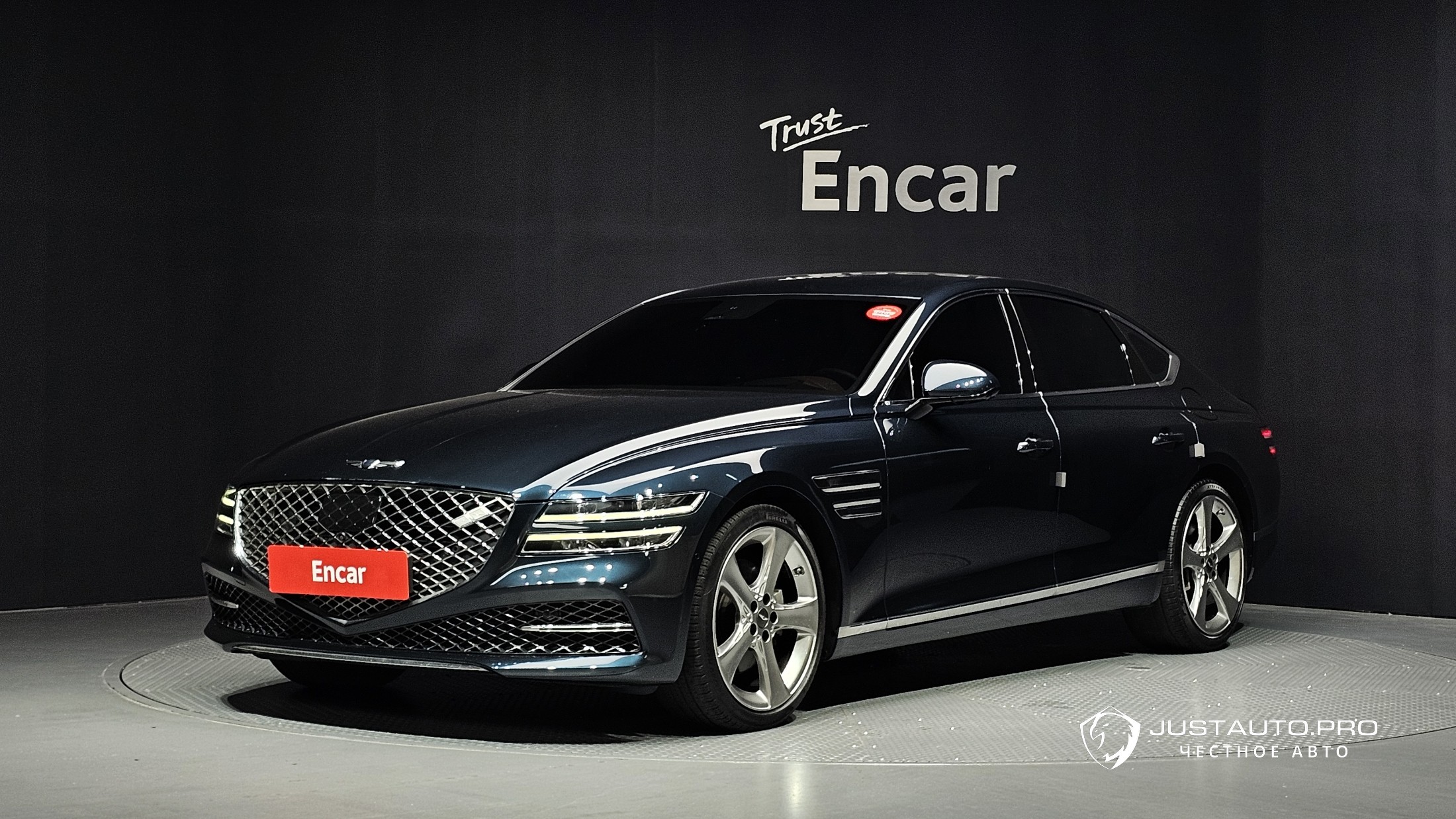 Автомобиль Genesis G80