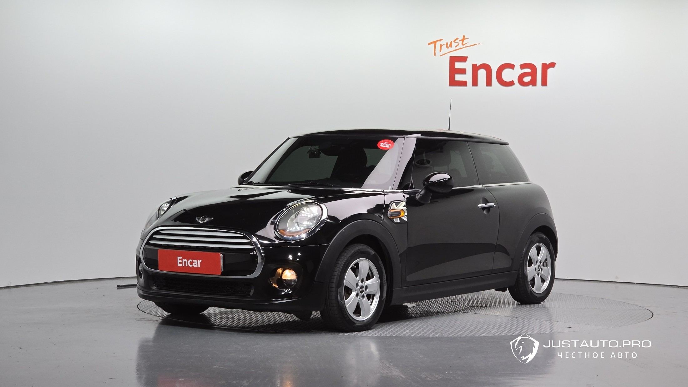 Автомобиль Mini Cooper