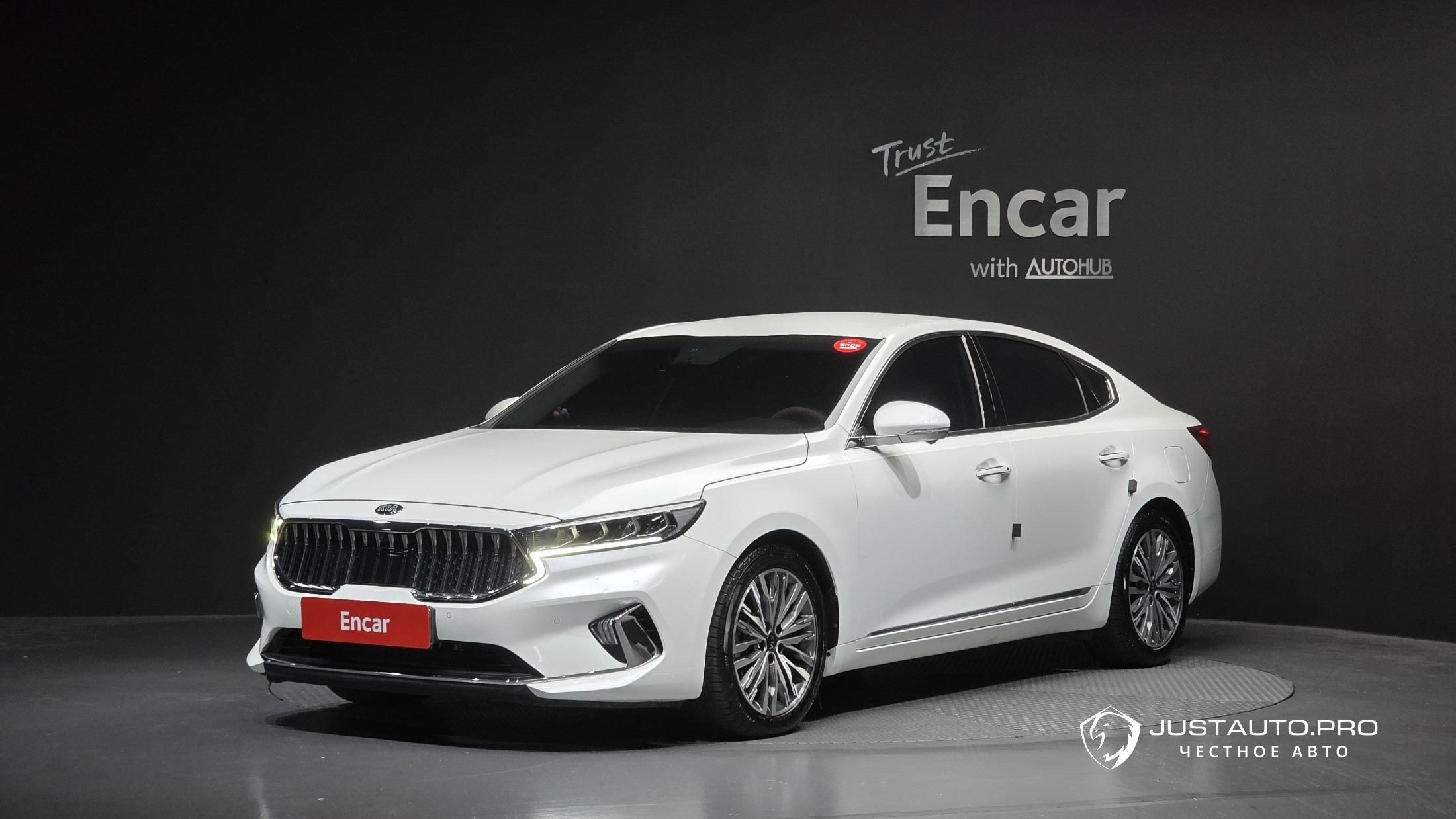 Автомобиль Kia K7