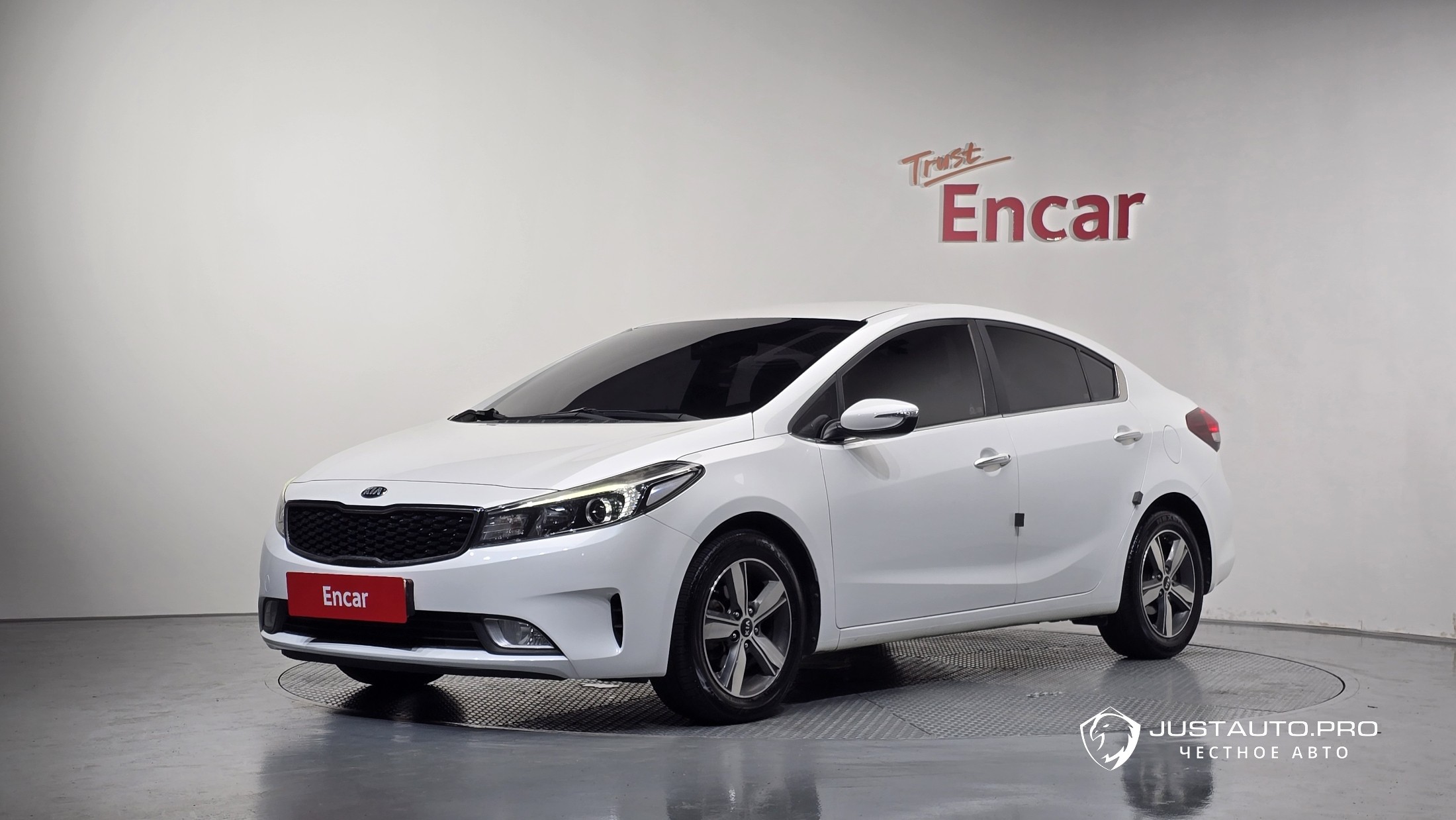 Автомобиль Kia K3
