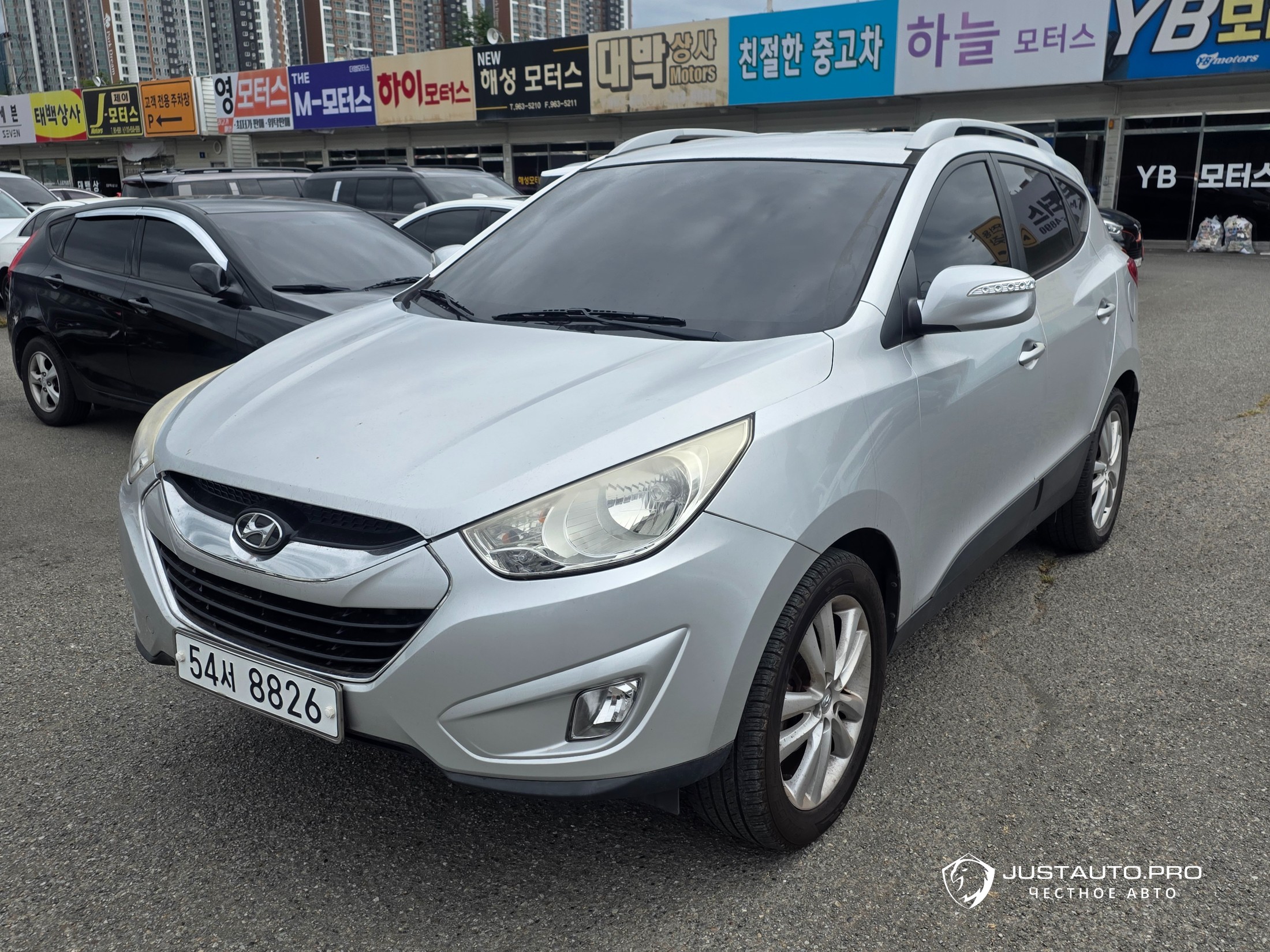 Автомобиль Hyundai Tucson