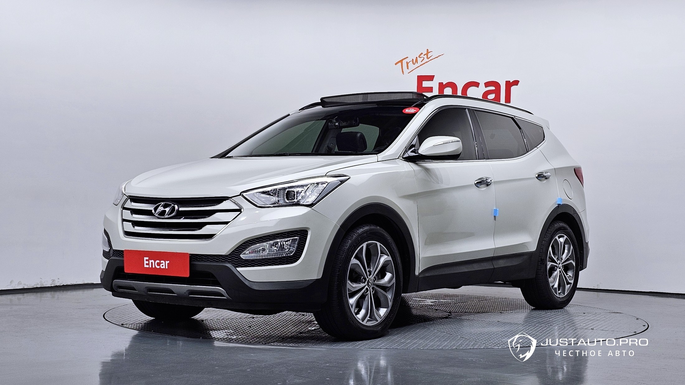 Автомобиль Hyundai Santafe