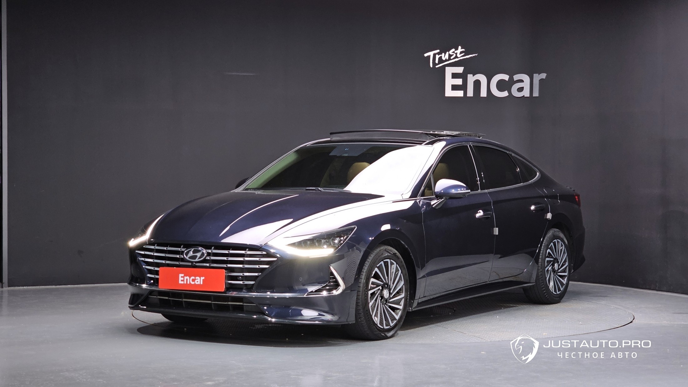 Автомобиль Hyundai Sonata