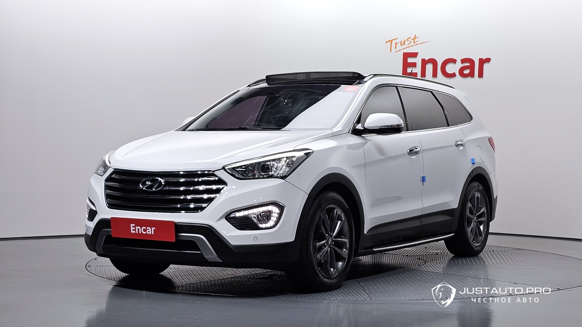 Автомобиль Hyundai Maxcruz