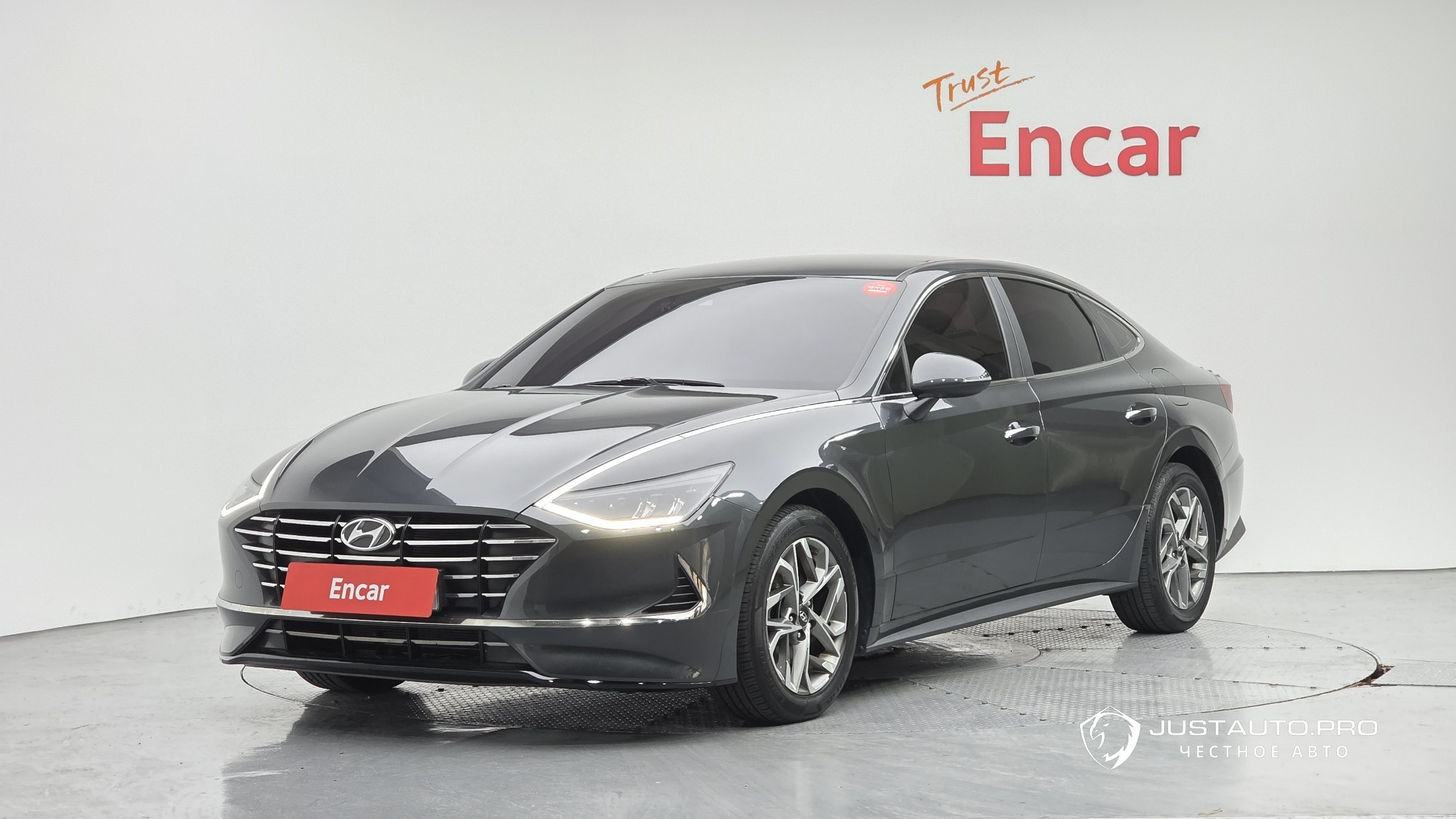Автомобиль Hyundai Sonata