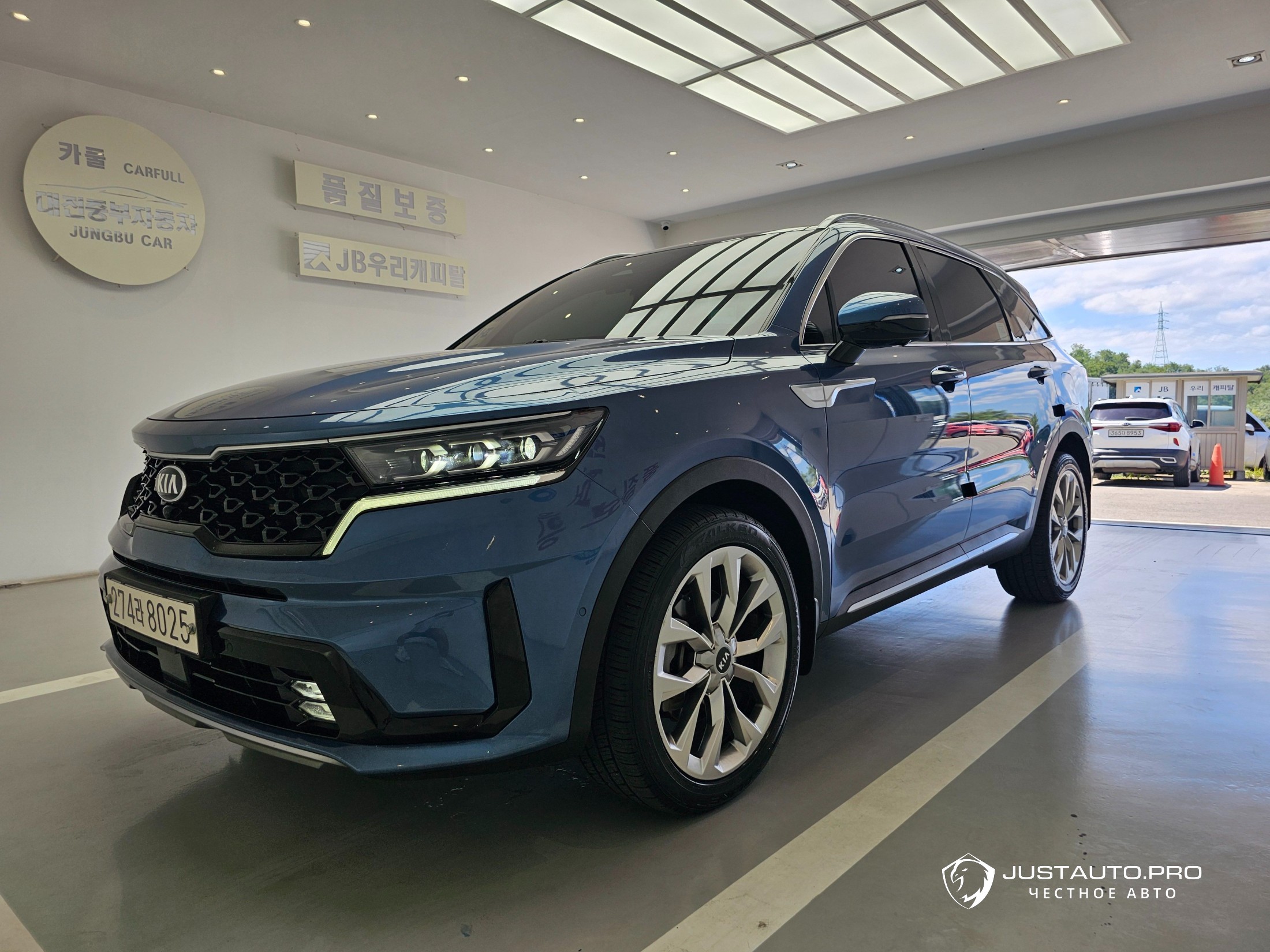 Автомобиль Kia Sorento