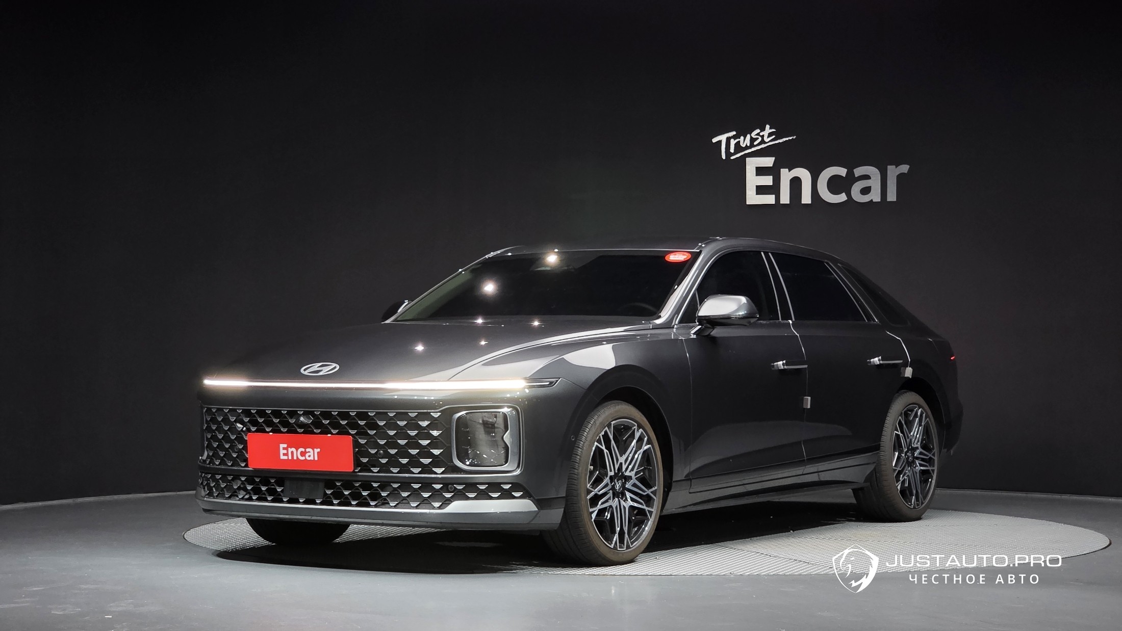 Автомобиль Hyundai Grandeur