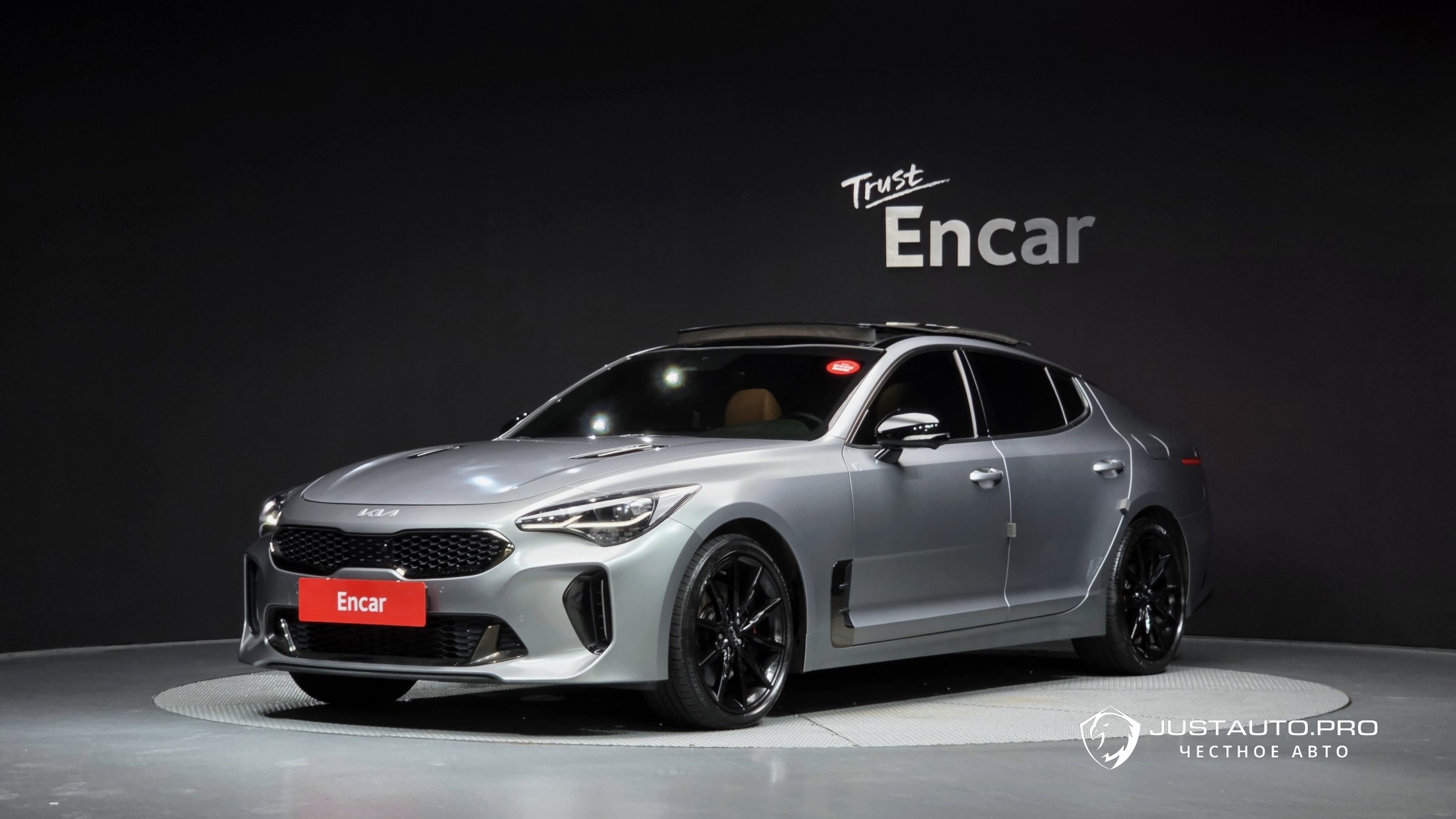 Автомобиль Kia Stinger