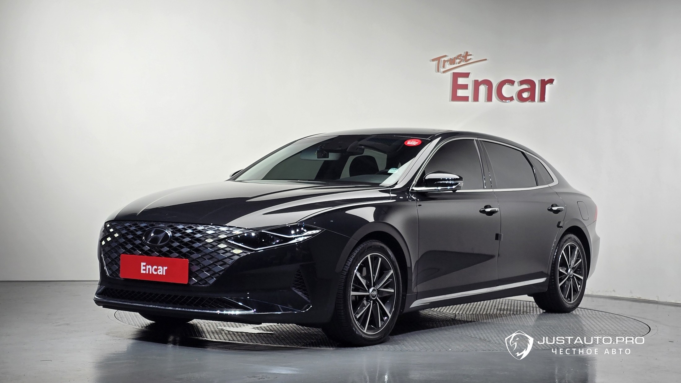 Автомобиль Hyundai Grandeur