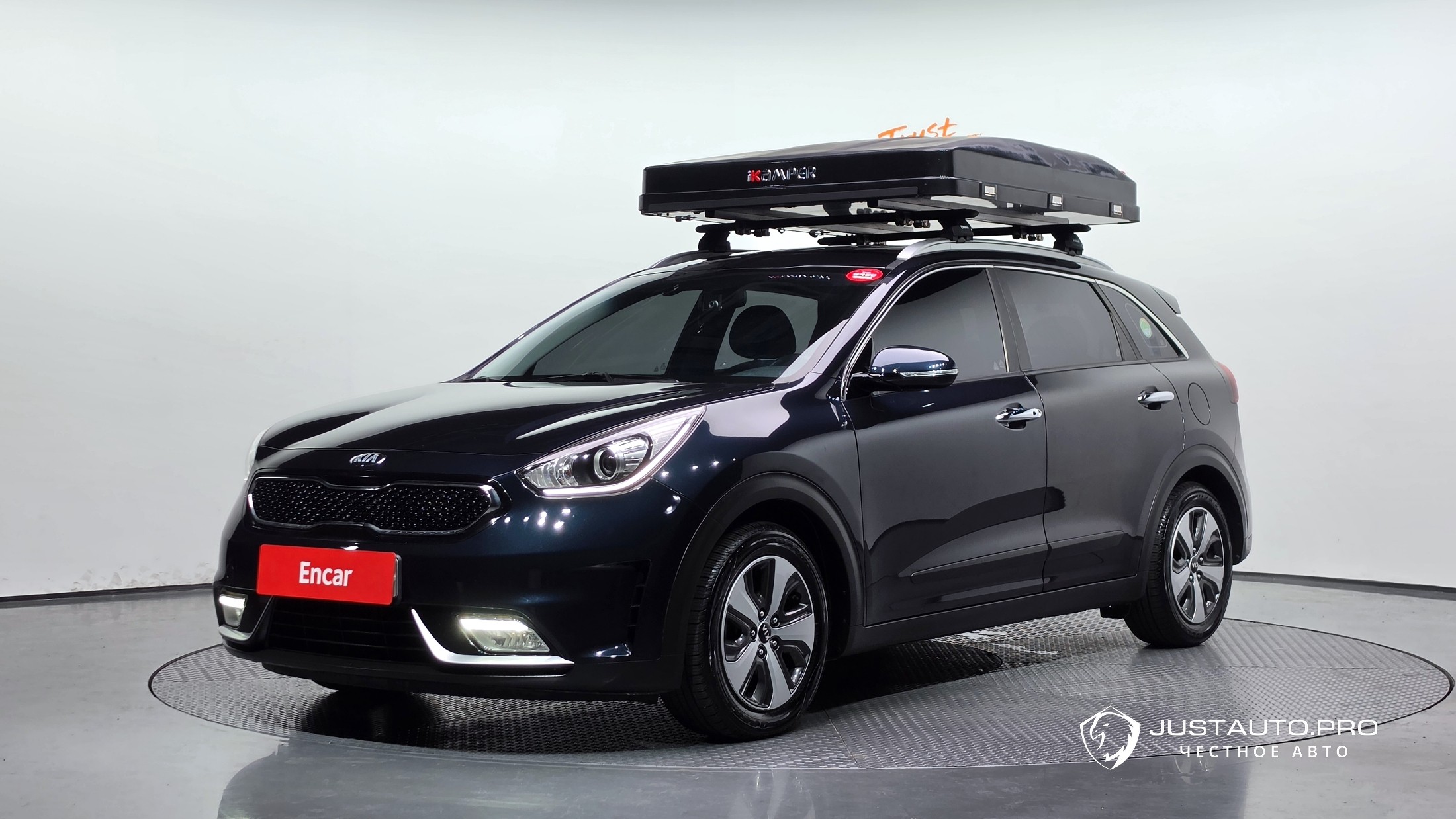 Автомобиль Kia Niro