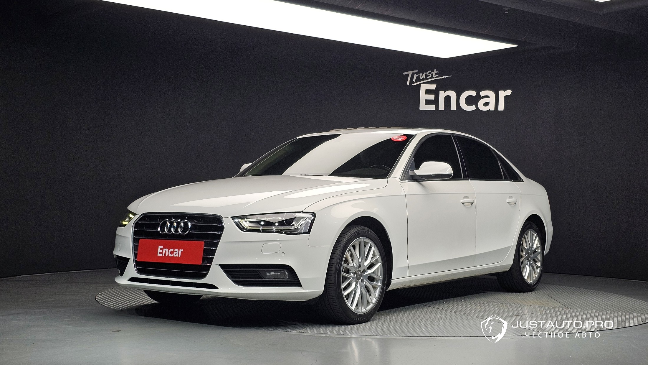 Автомобиль Audi A4