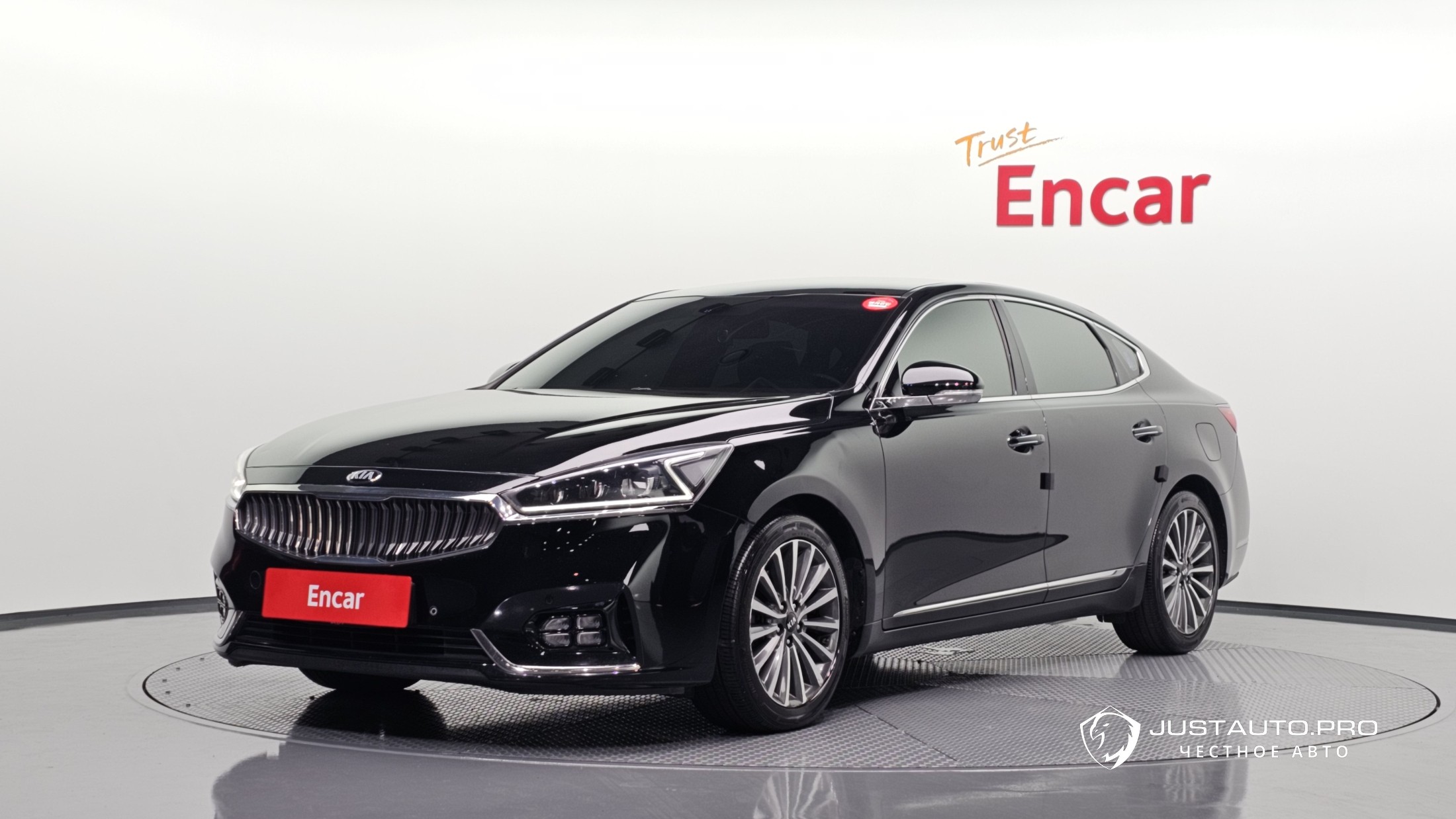 Автомобиль Kia K7