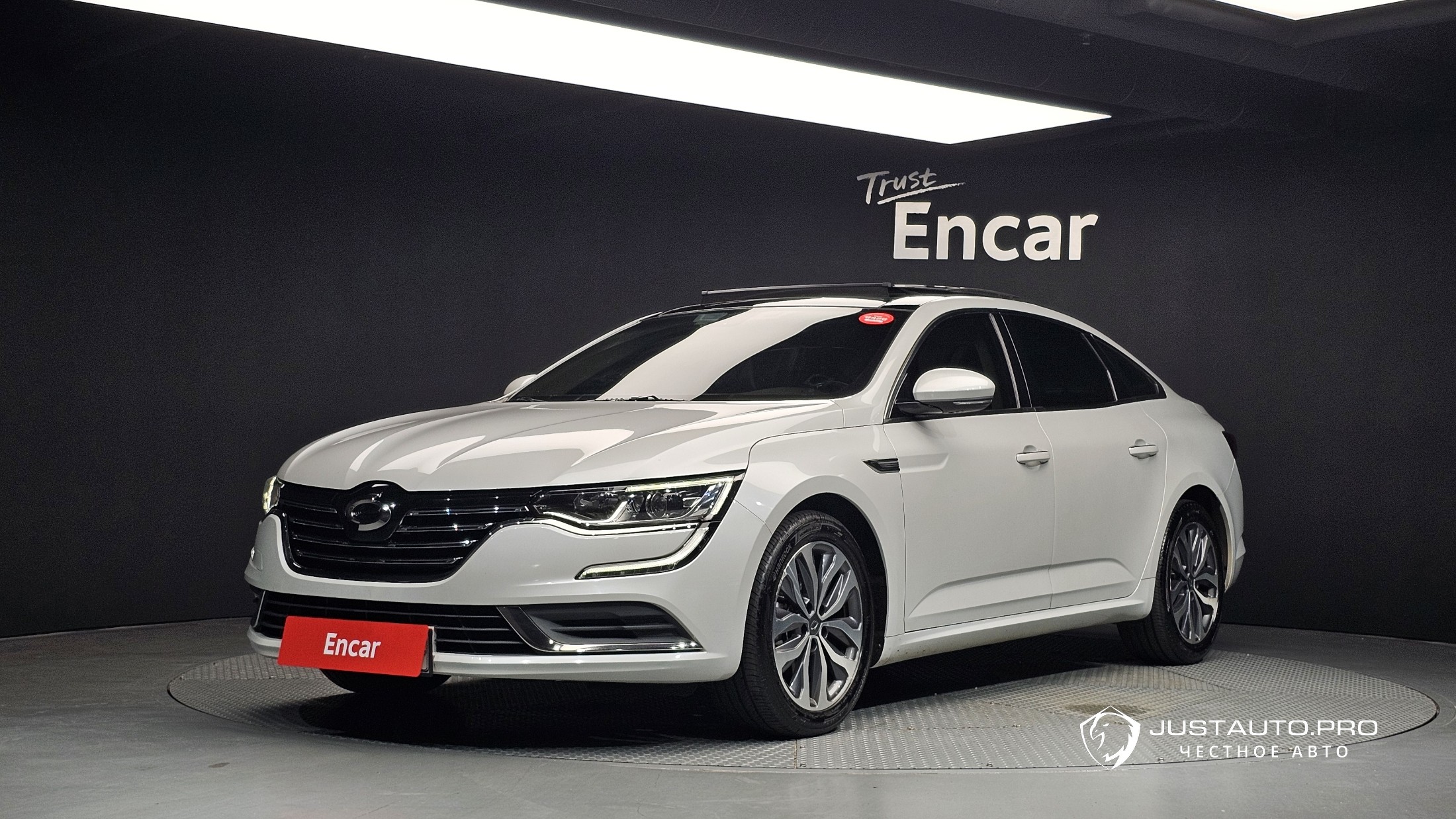 Автомобиль Renault-KoreaSamsung SM6