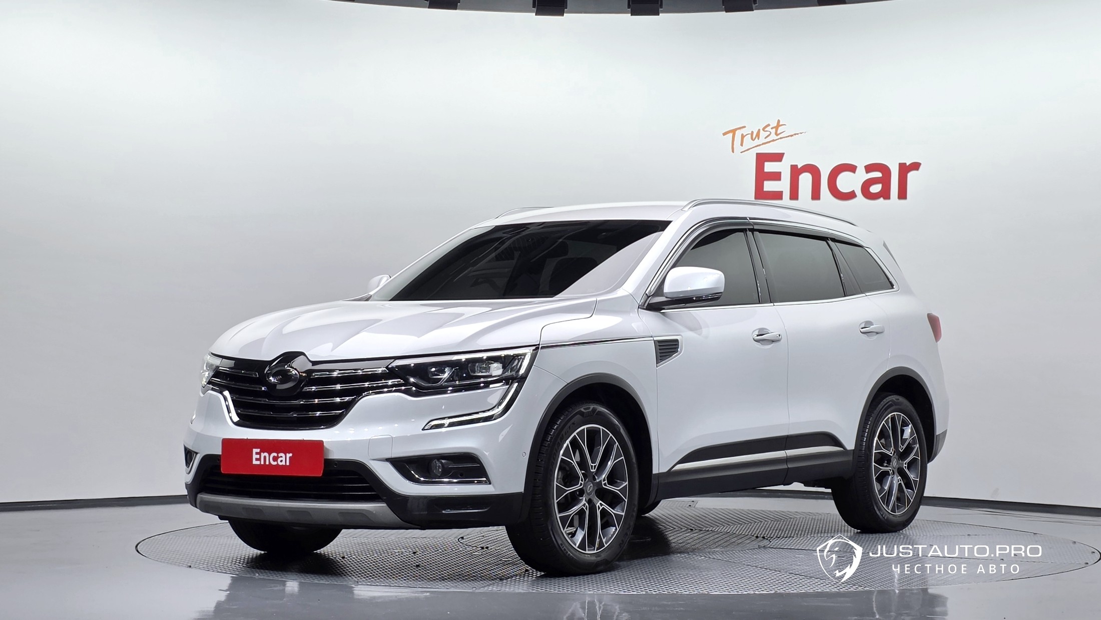 Автомобиль Renault-KoreaSamsung QM6