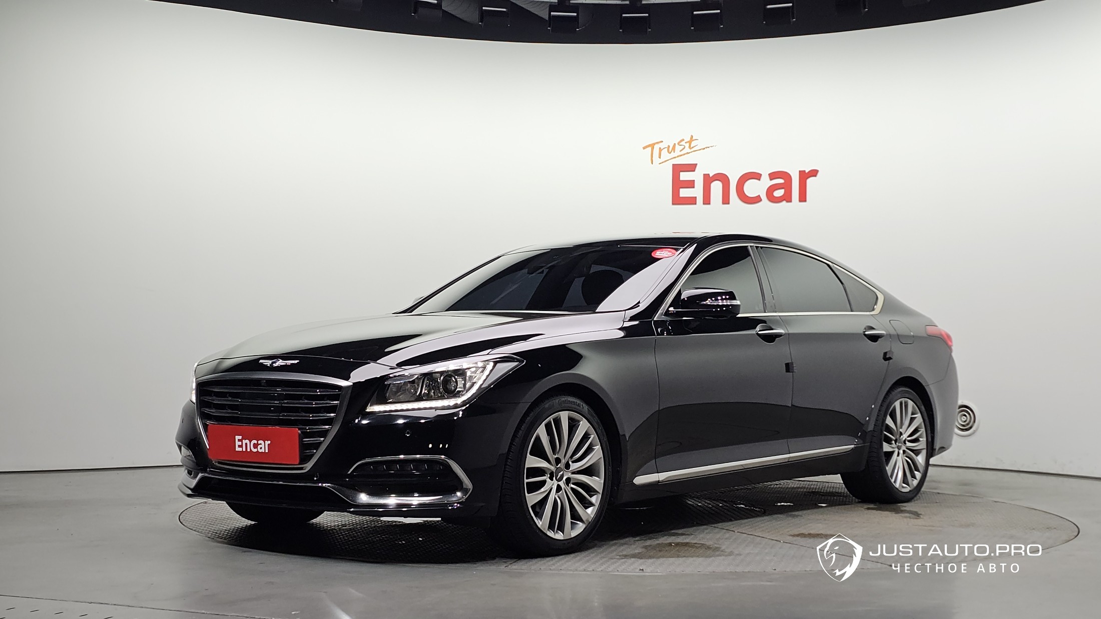 Автомобиль Genesis G80