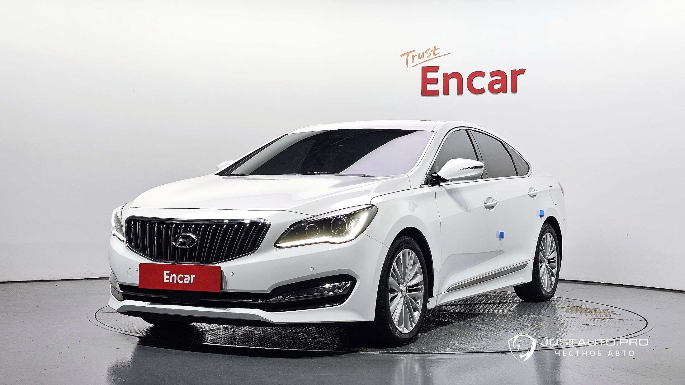 Автомобиль Hyundai Aslan
