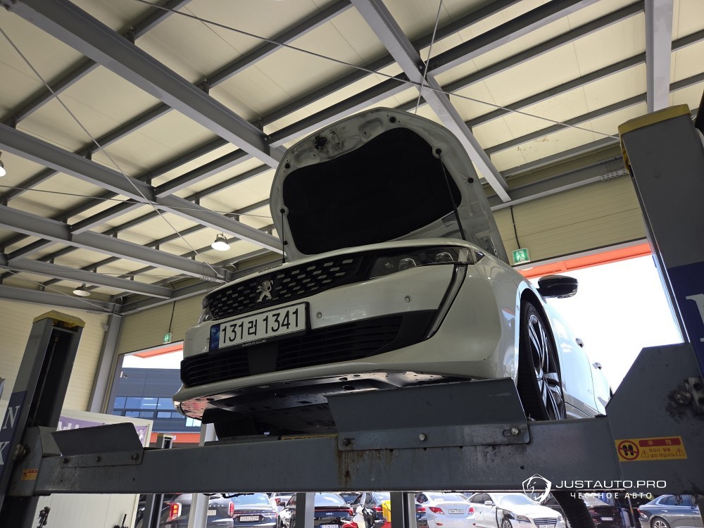 Автомобиль Peugeot 508