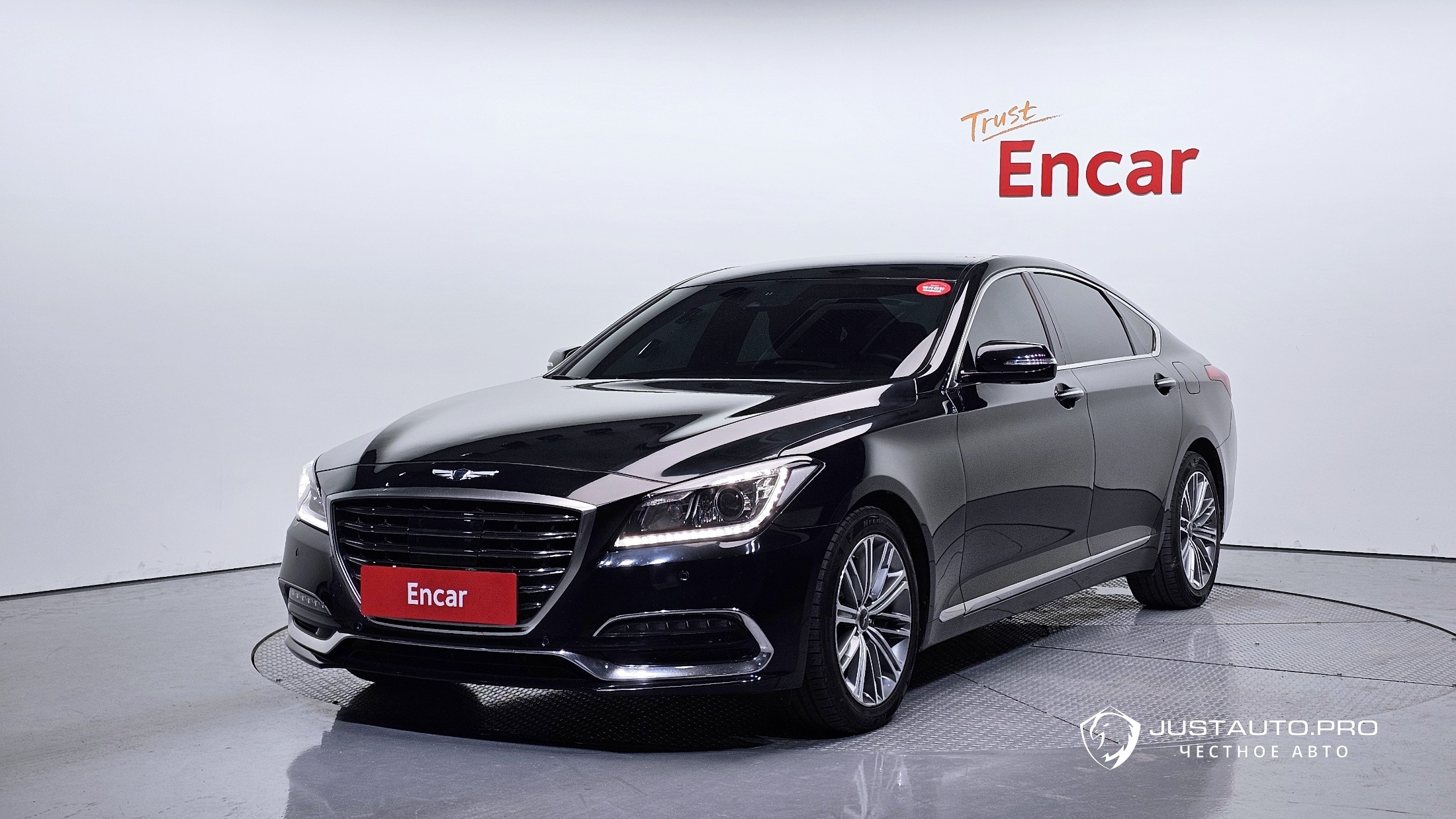 Автомобиль Genesis G80