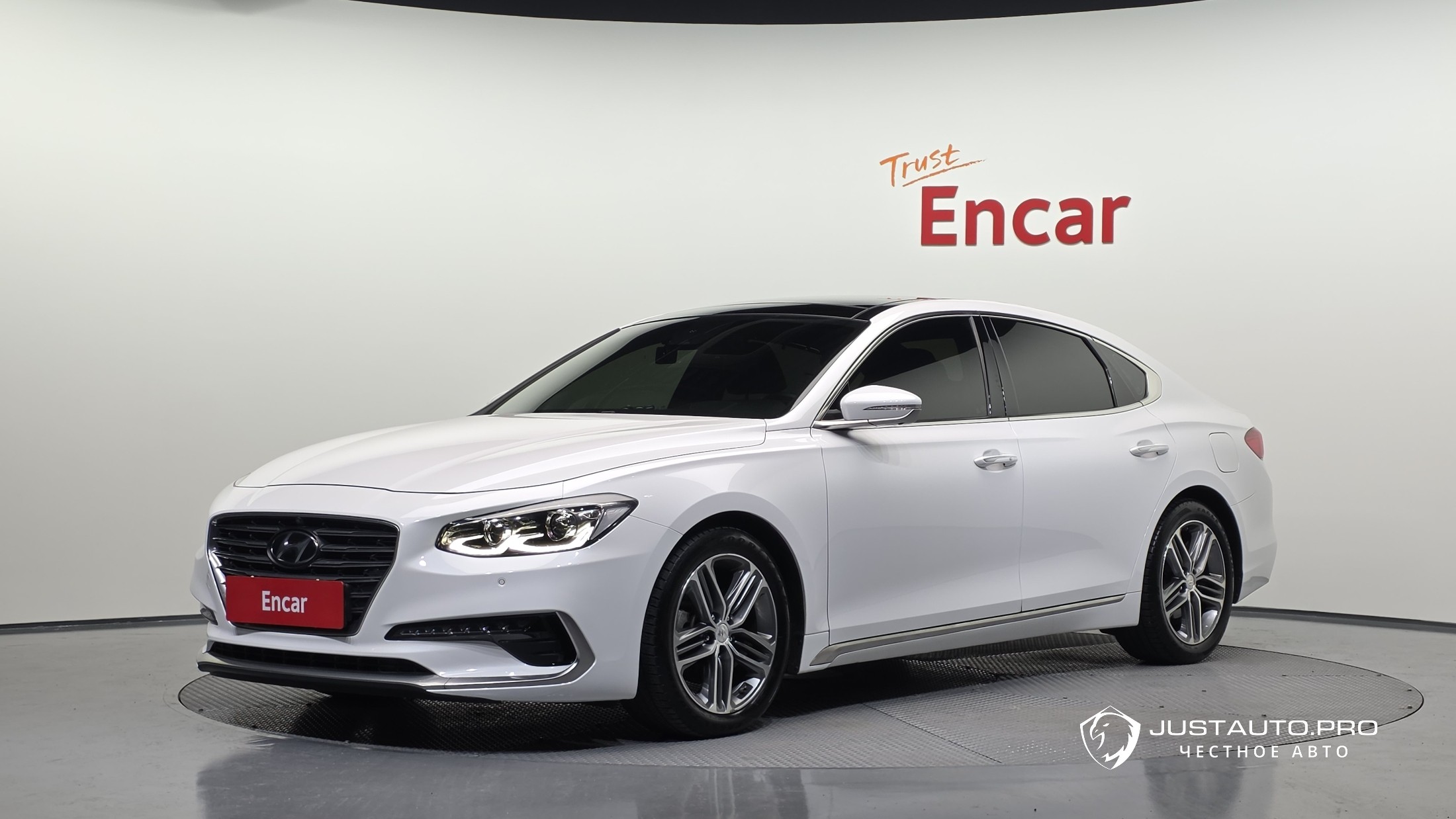 Автомобиль Hyundai Grandeur