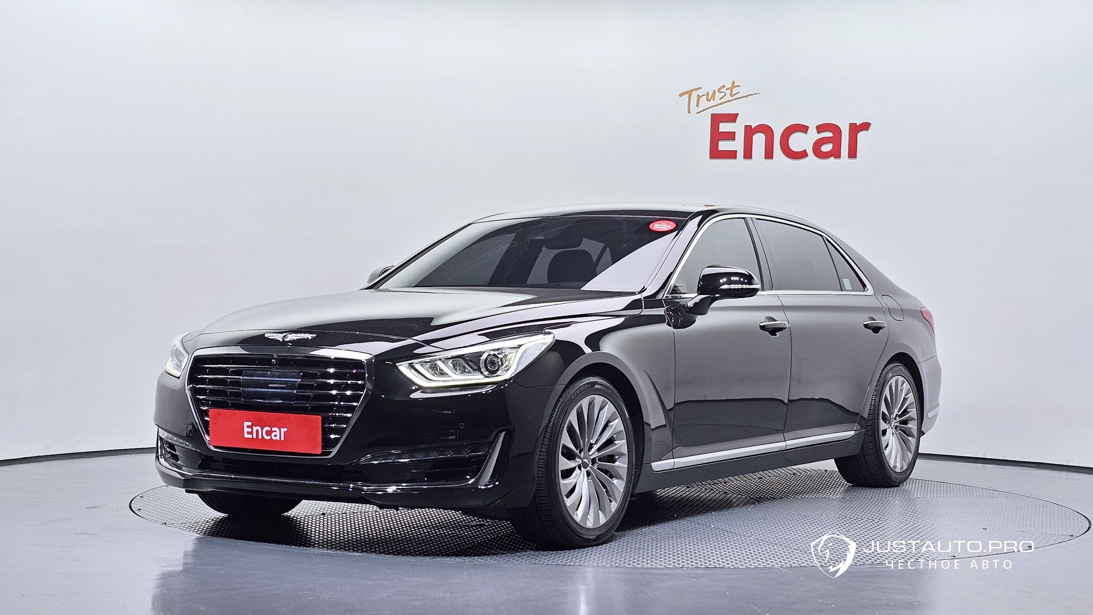 Автомобиль Genesis EQ900