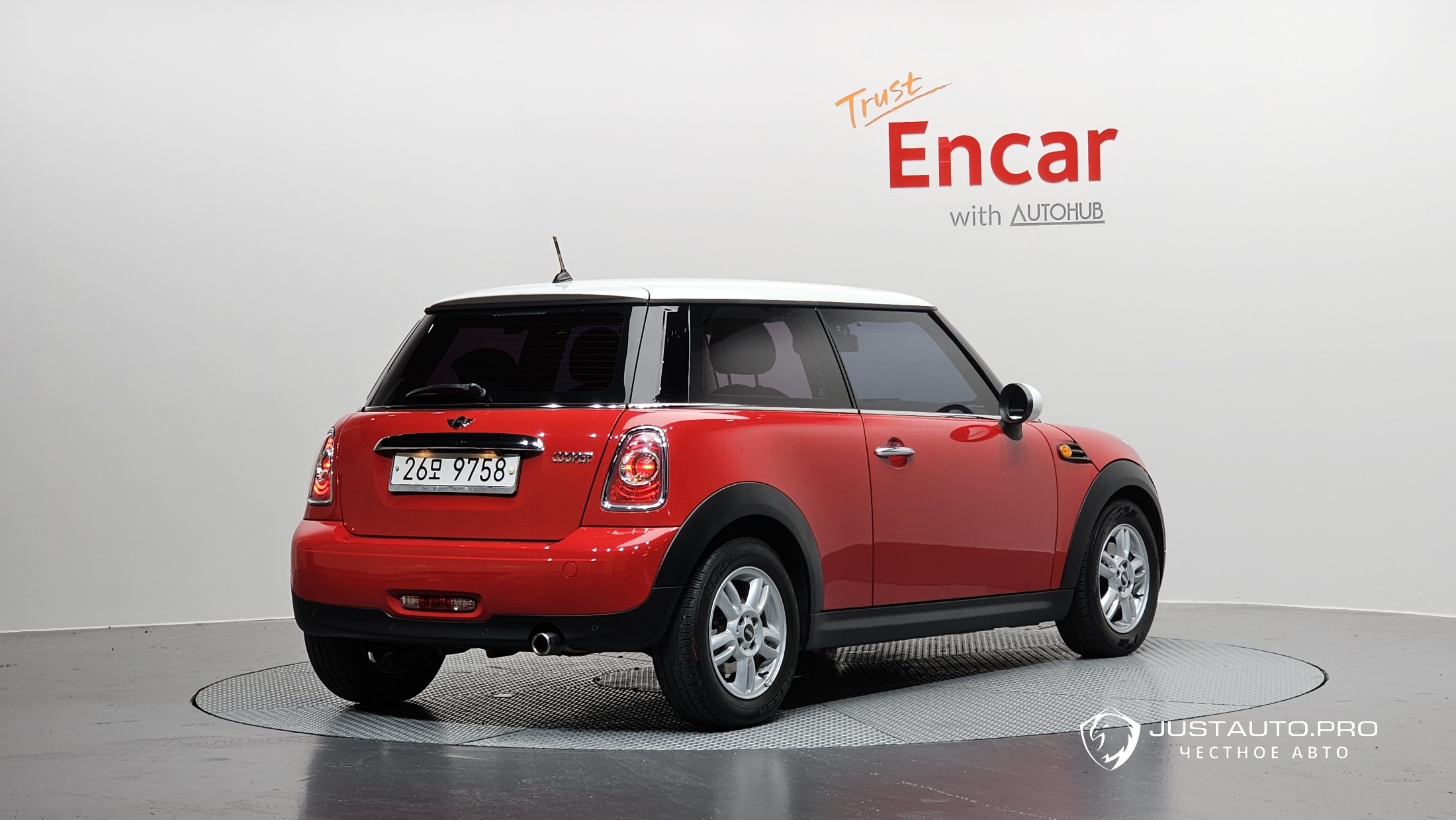 Автомобиль Mini Cooper