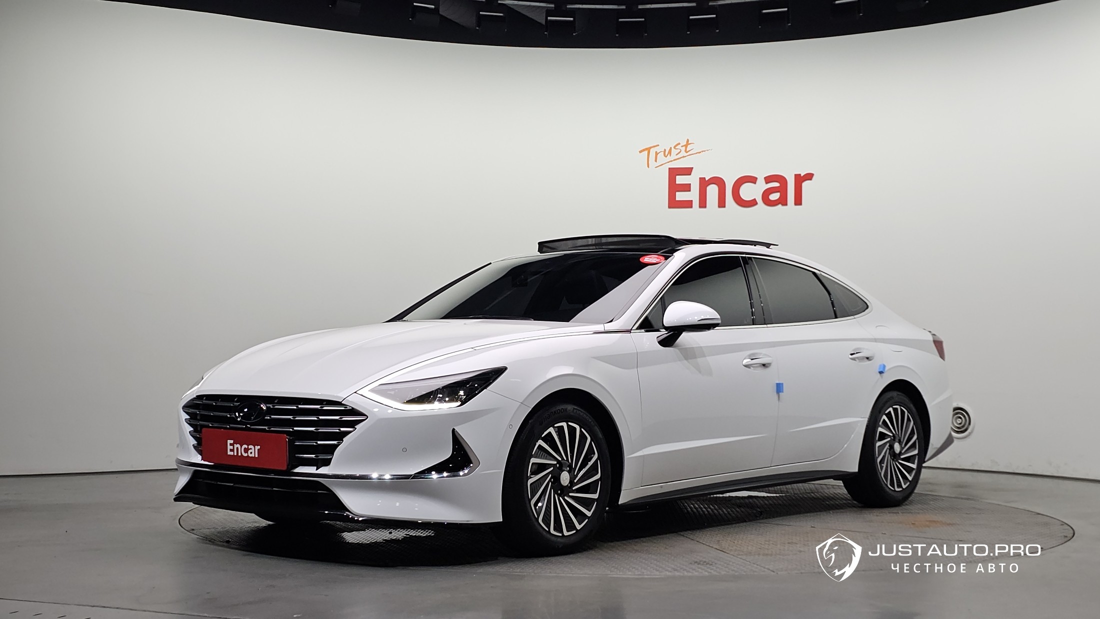 Автомобиль Hyundai Sonata
