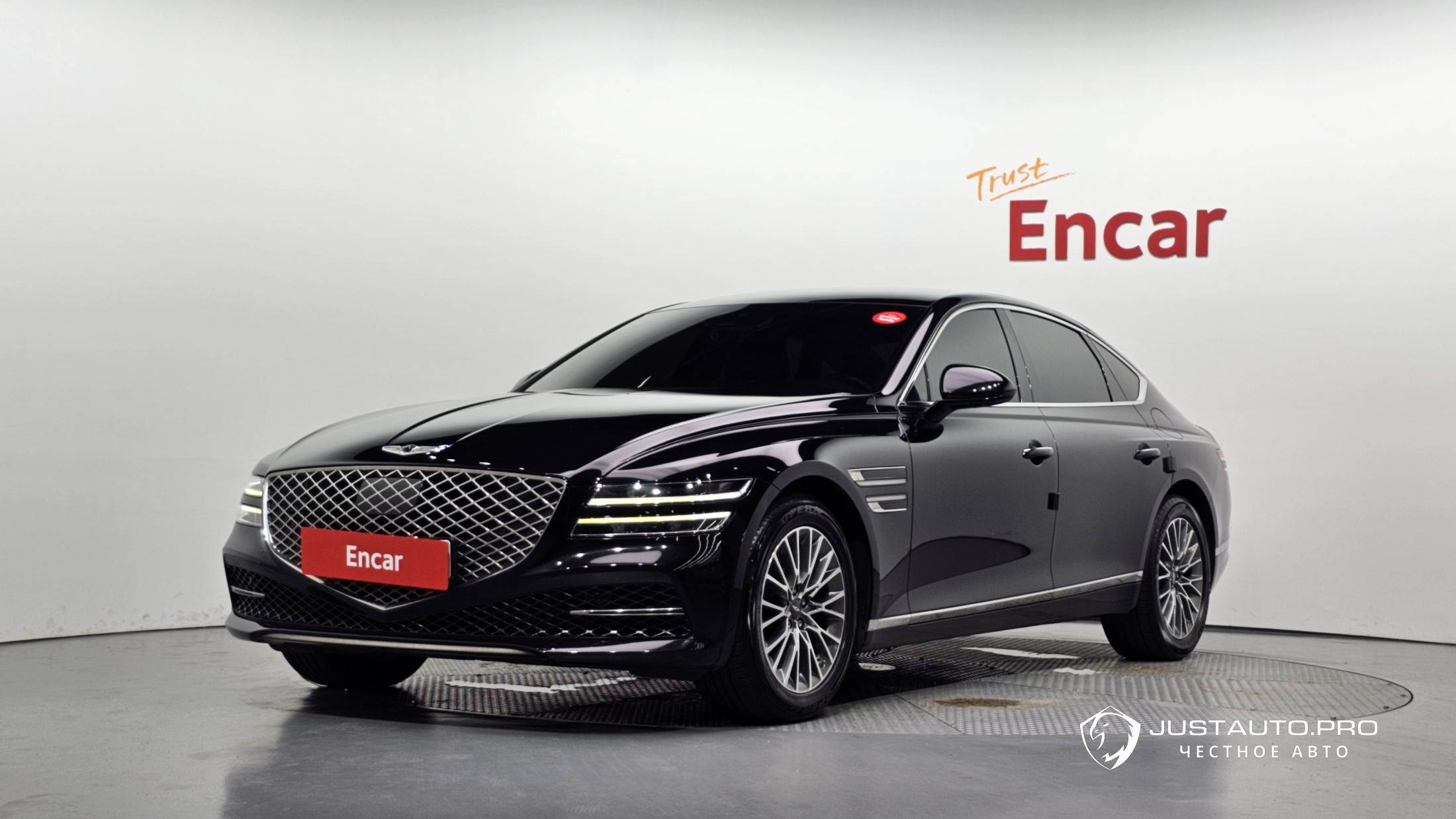 Автомобиль Genesis G80