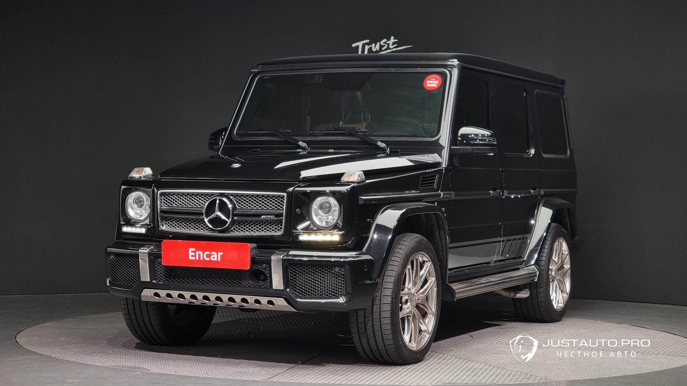 Автомобиль Mercedes-Benz G-Class