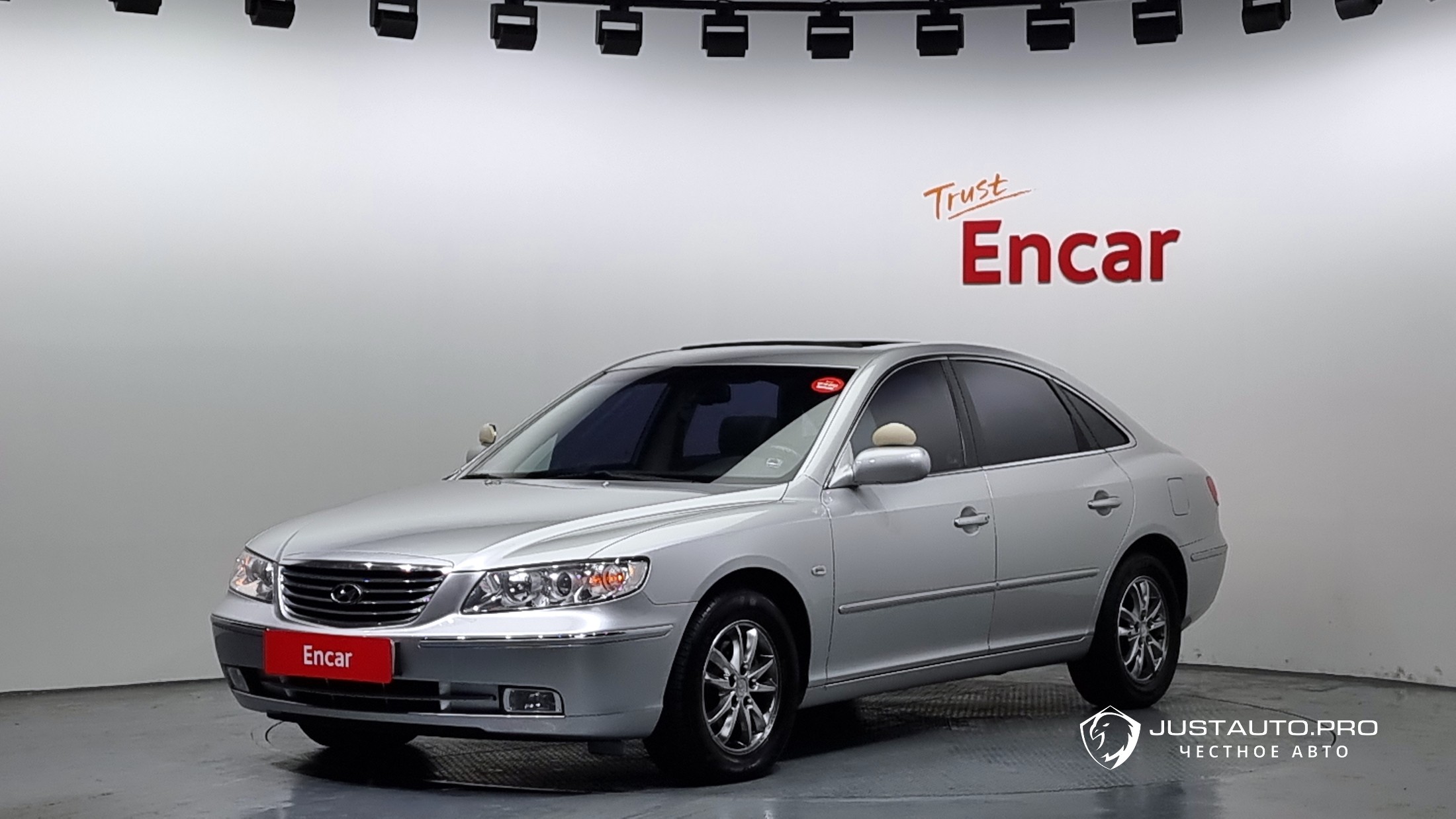 Автомобиль Hyundai Grandeur