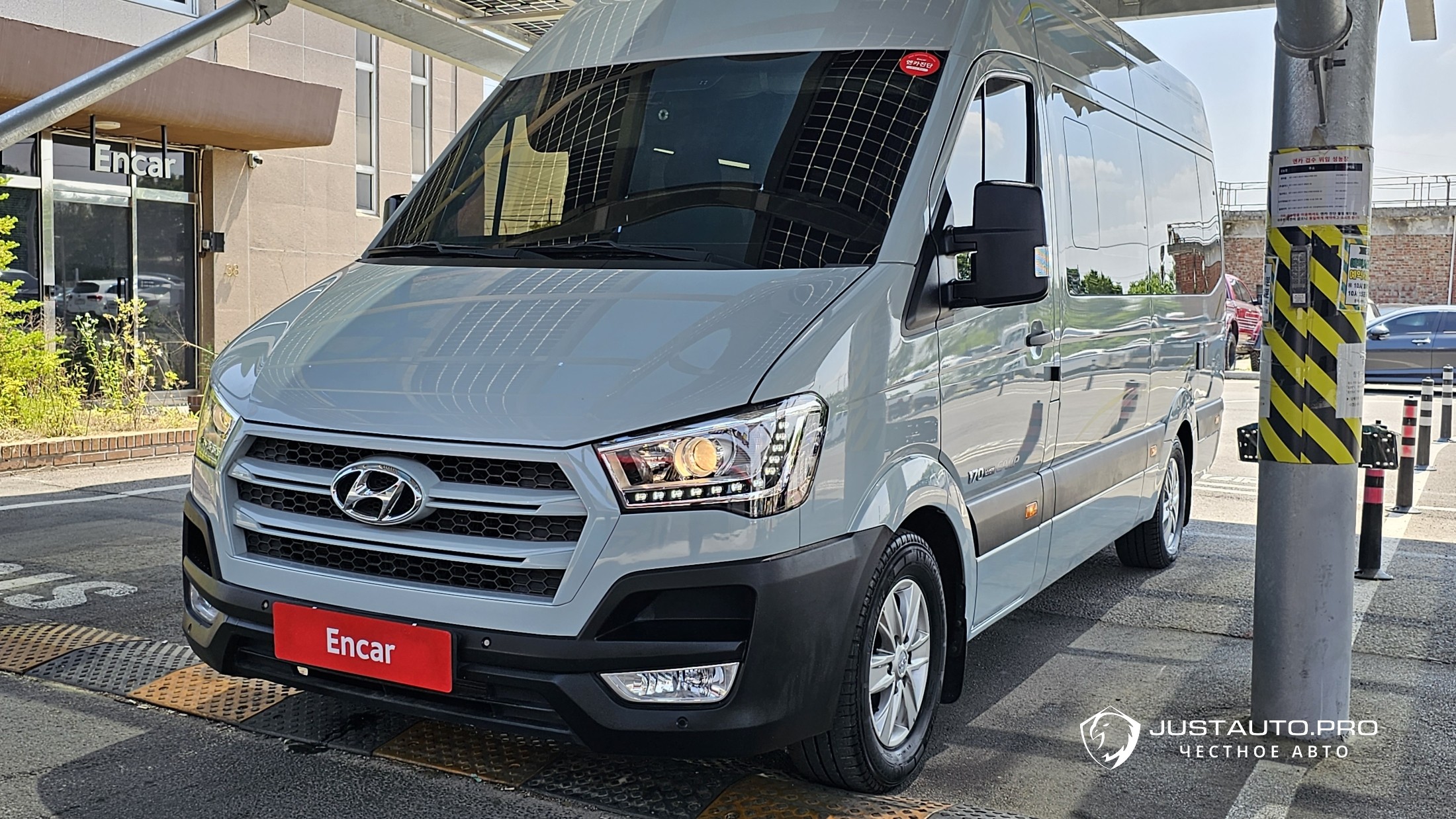 Автомобиль Hyundai Solati
