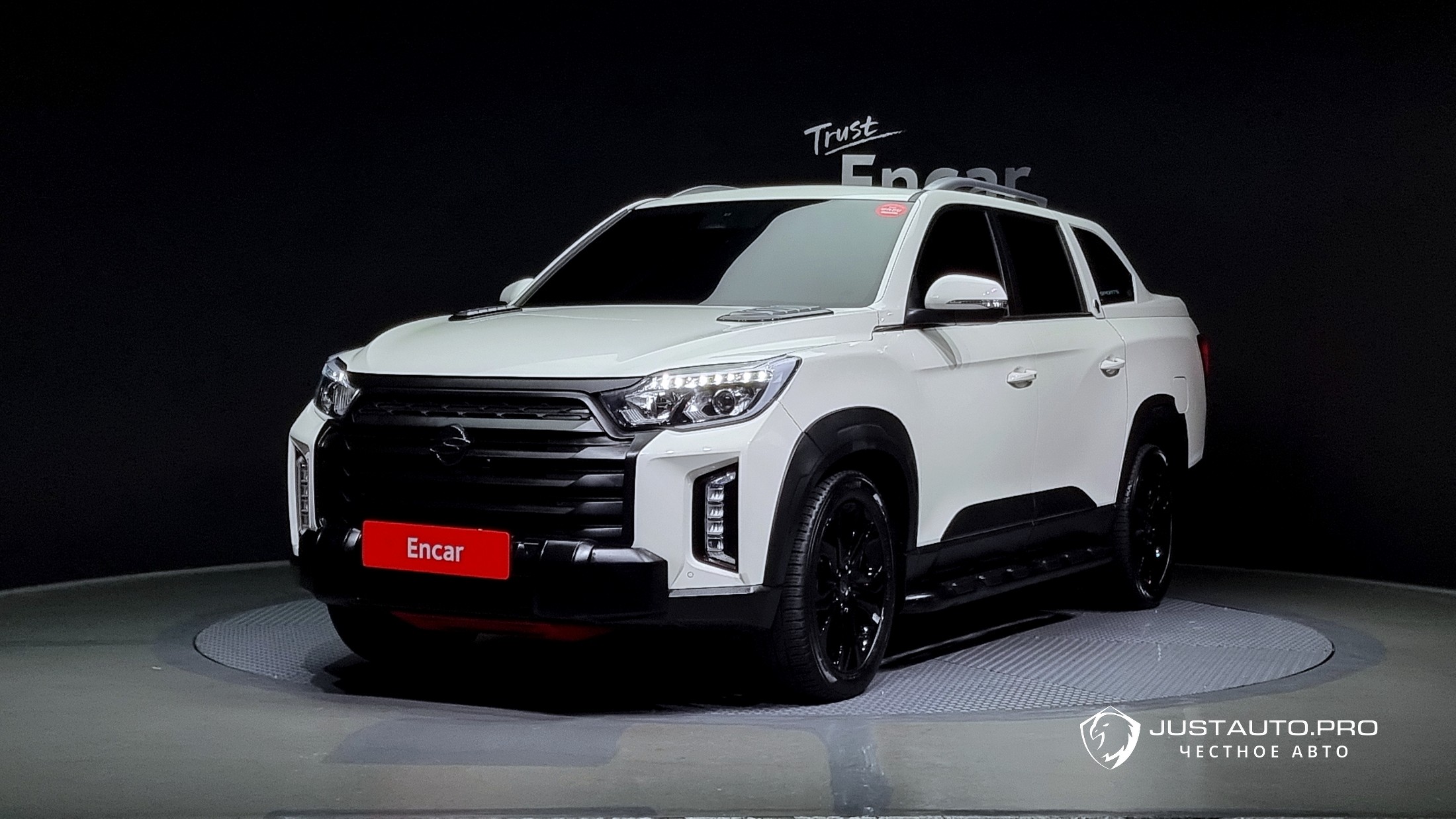 Автомобиль KG_Mobility_Ssangyong Rexton