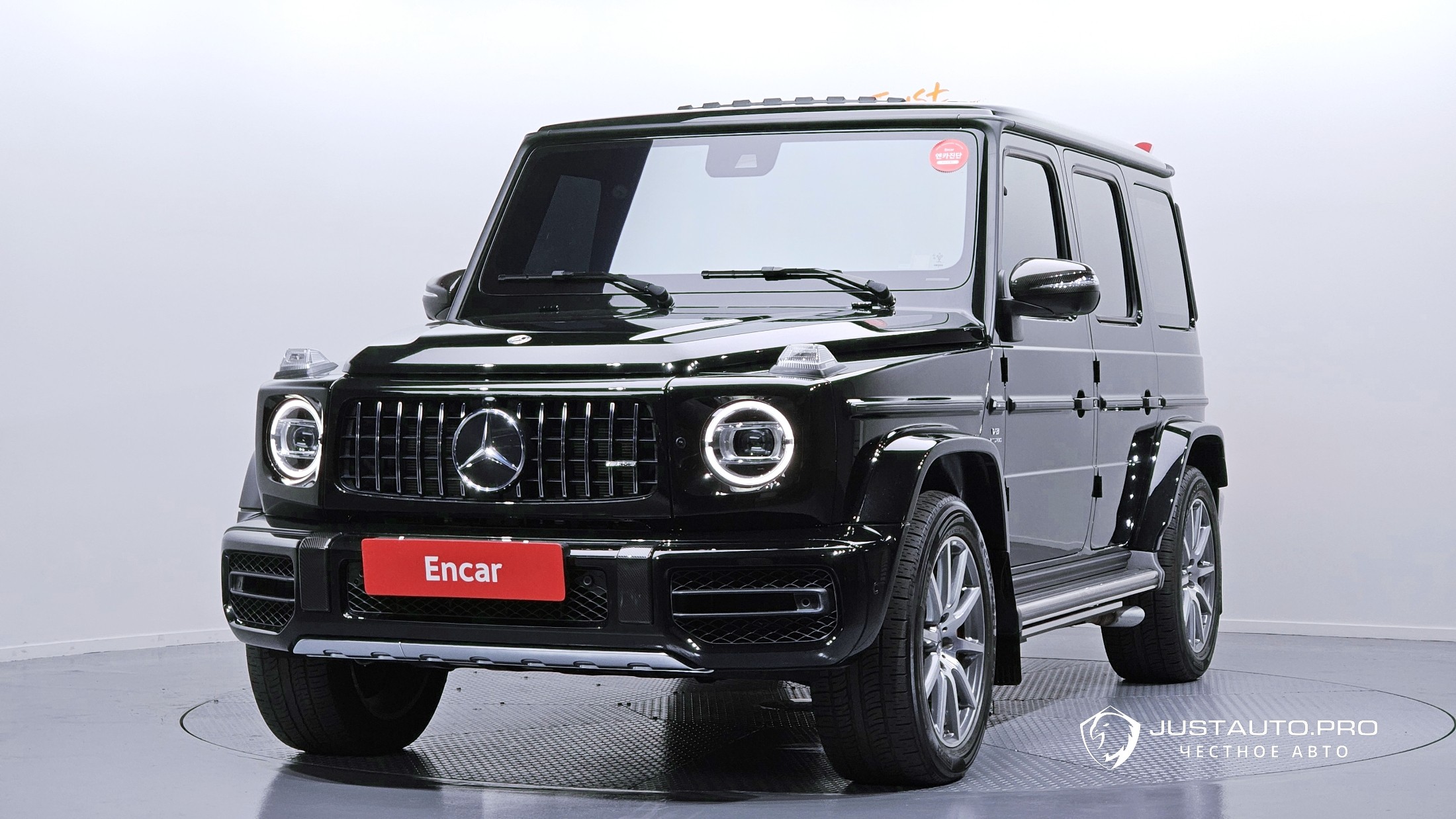 Автомобиль Mercedes-Benz G-Class