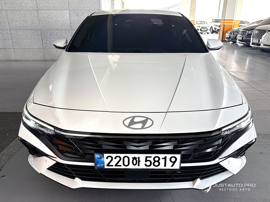 Автомобиль Hyundai AVANTE